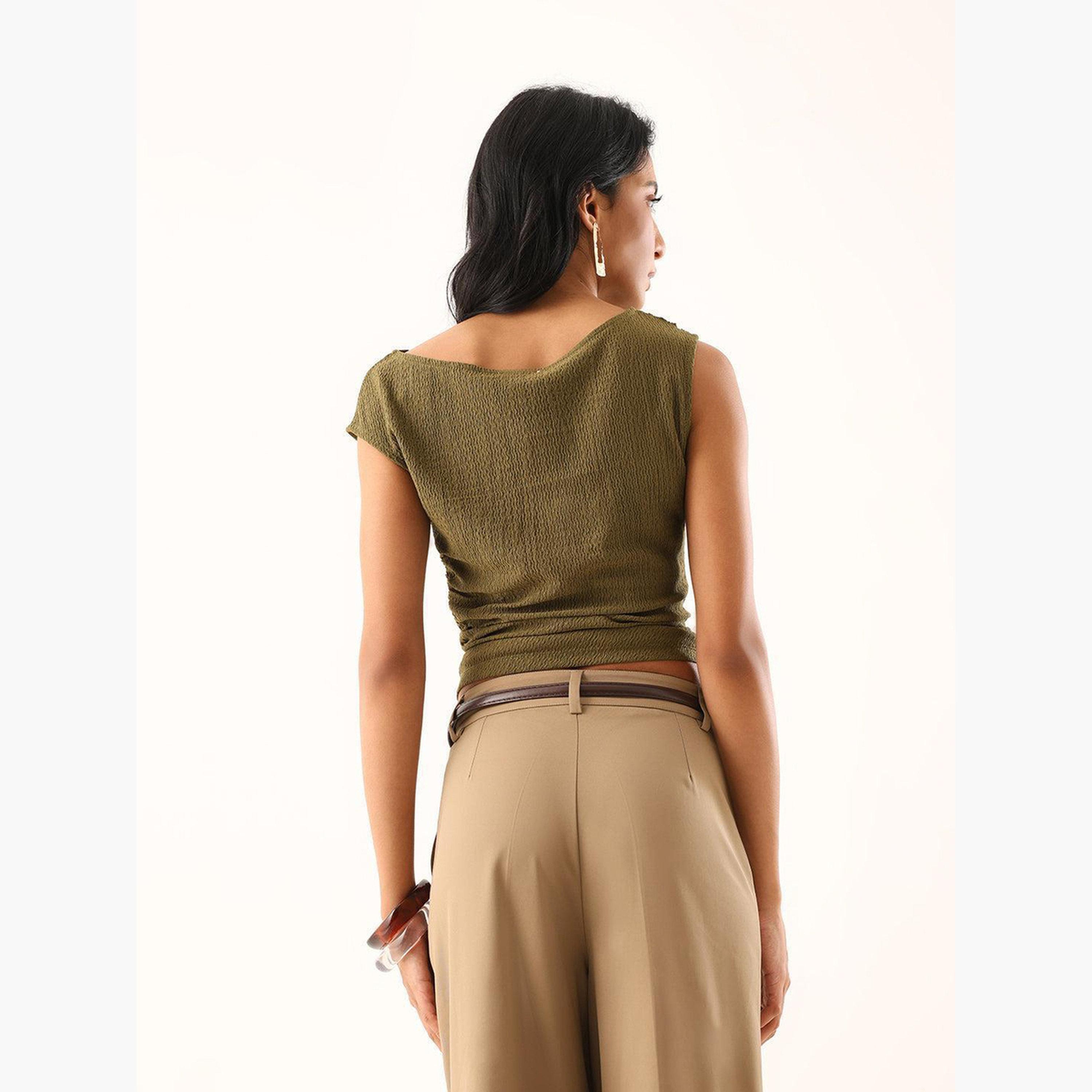 بلوزة بقصة سليم فت وتفاصيل بارزة الملمس-women-clothing-shirtsandblouses-blouses-image-4