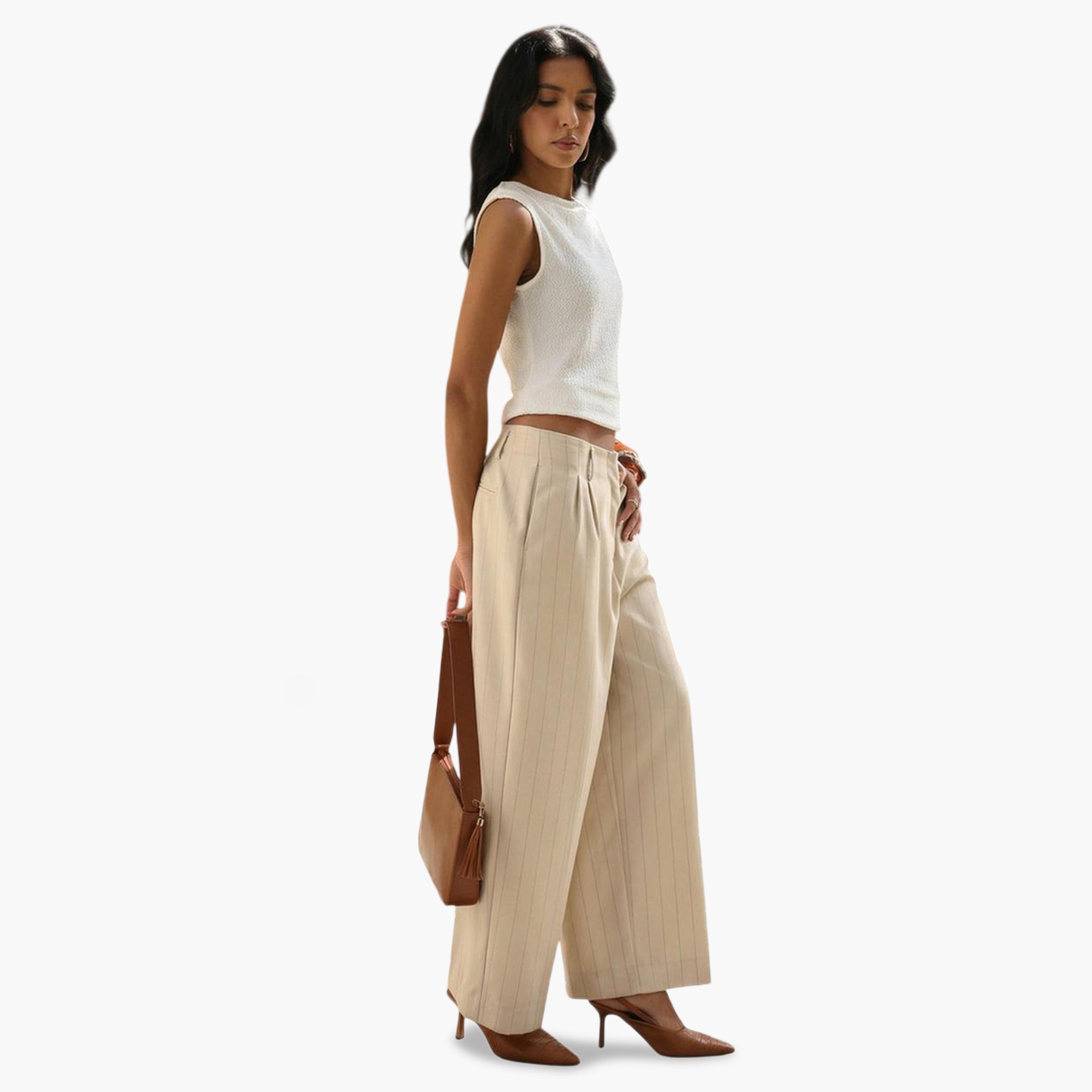 بلوزة بقصة سليم فت وتفاصيل بارزة الملمس-women-clothing-shirtsandblouses-blouses-image-2