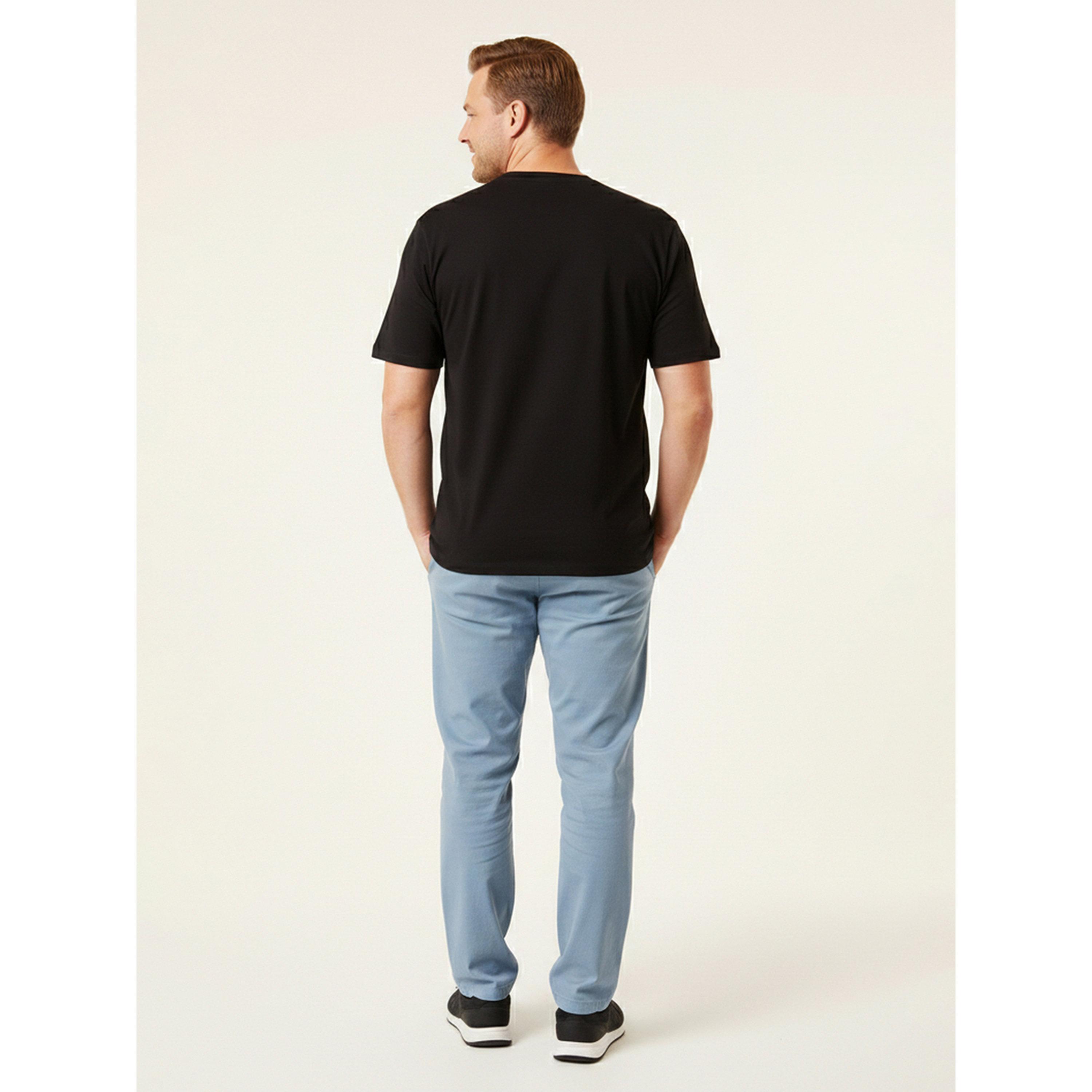 تيشيرت بياقة دائرية وتفاصيل شعار للرجال-men-clothing-tshirtsandpolos-tshirts-image-3