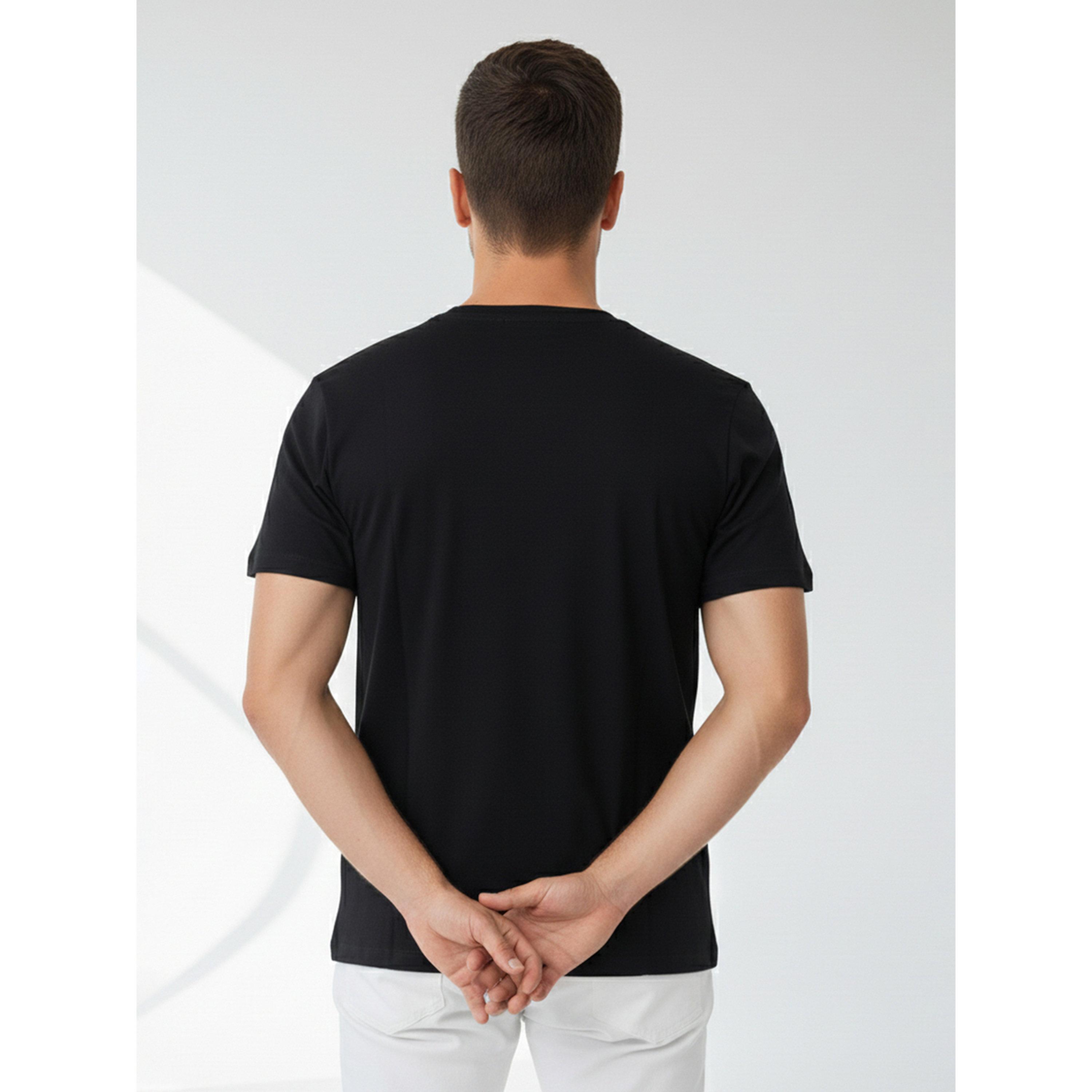 تيشيرت بياقة دائرية وشعار بارز للرجال-men-clothing-tshirtsandpolos-tshirts-image-4