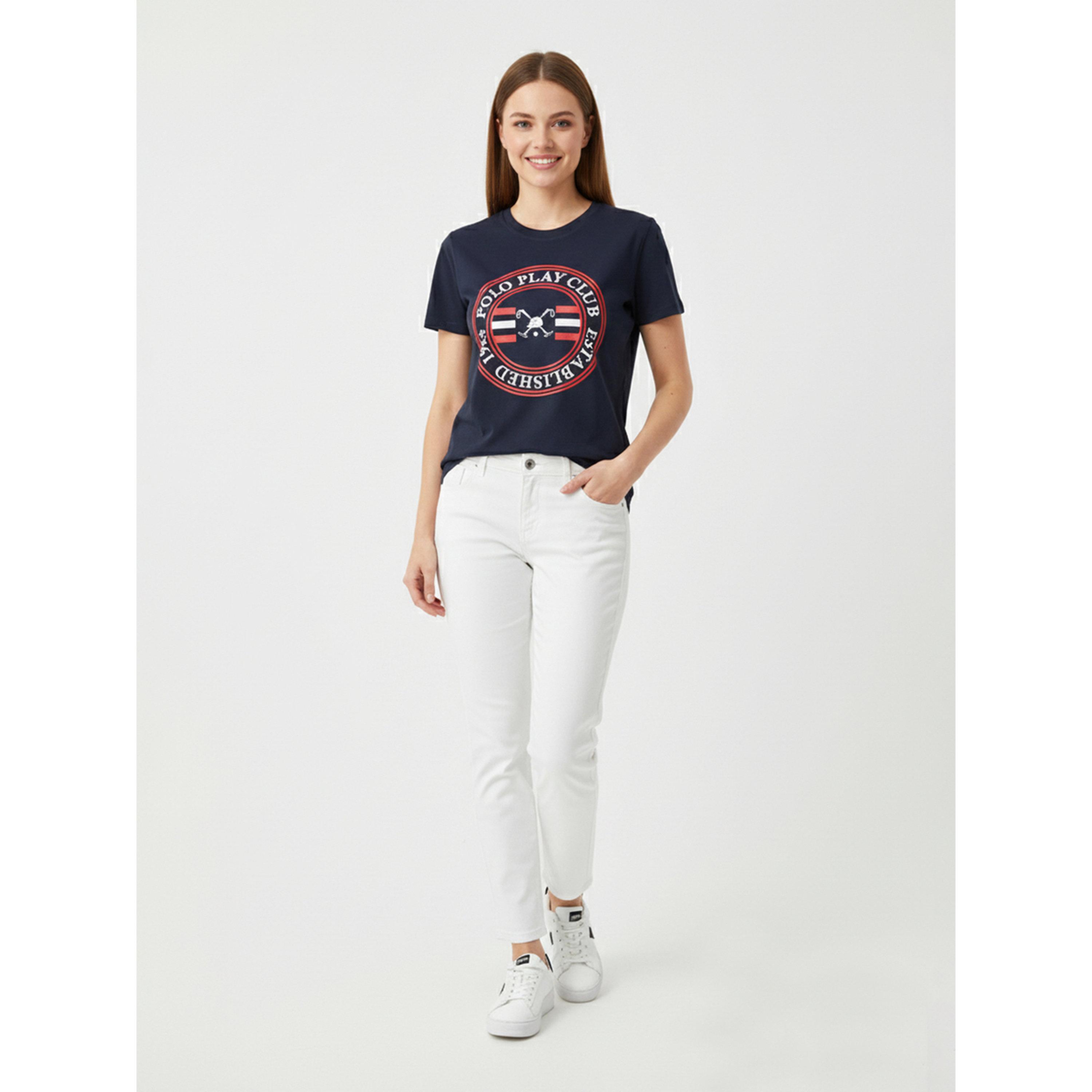 تيشيرت بياقة دائرية وطبعة شعار-women-clothing-tshirts-image-2