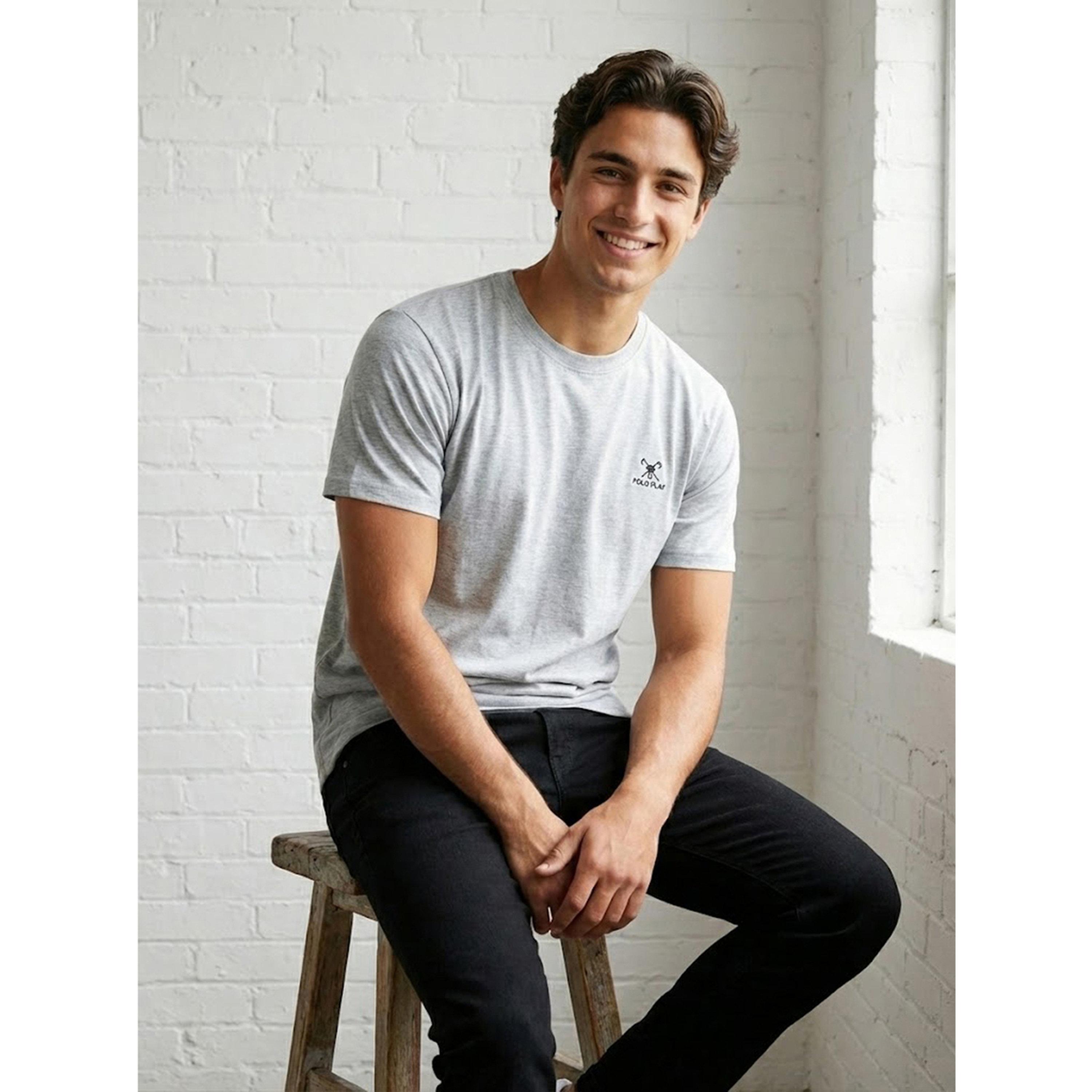 تيشيرت بأكمام قصيرة وتفاصيل شعار للرجال-men-clothing-tshirtsandpolos-tshirts-image-4