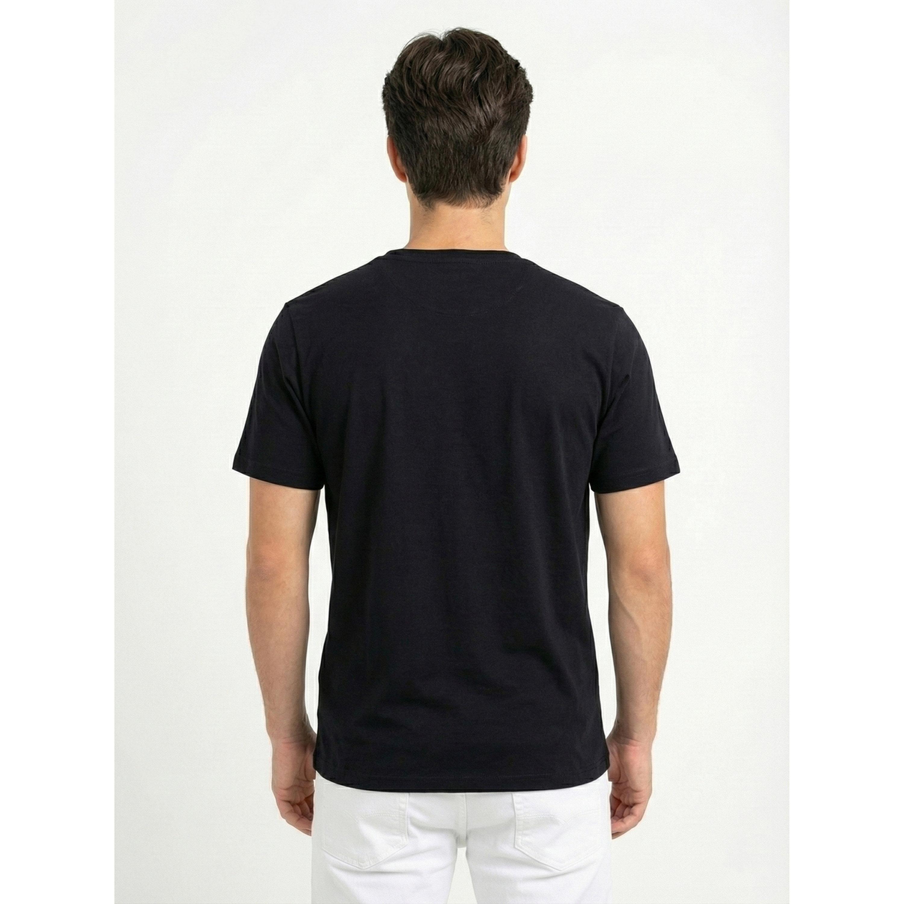 تيشيرت بياقة دائرية وشعار جرافيك للرجال-men-clothing-tshirtsandpolos-tshirts-image-3