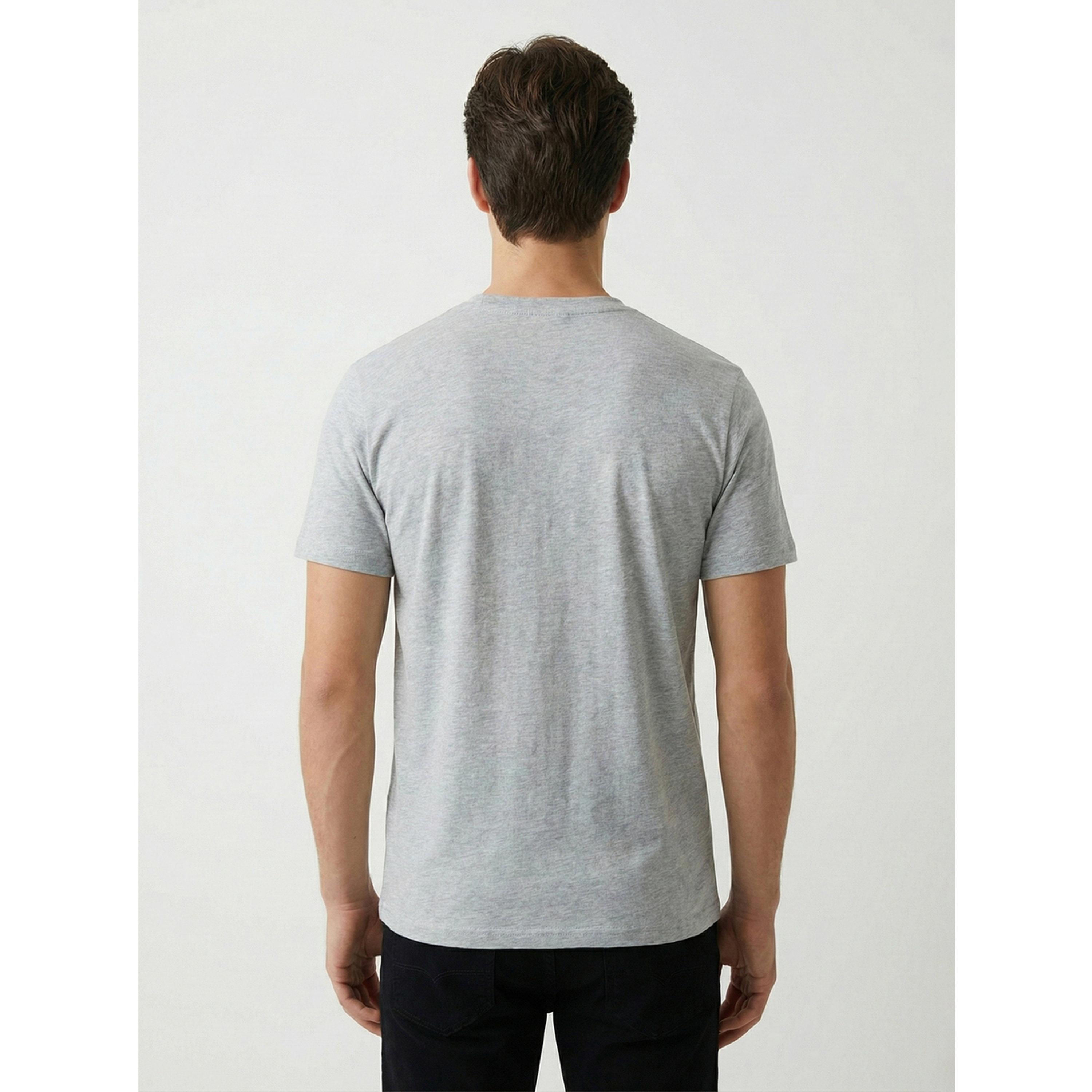 تيشيرت بياقة دائرية وشعار جرافيك للرجال-men-clothing-tshirtsandpolos-tshirts-image-3