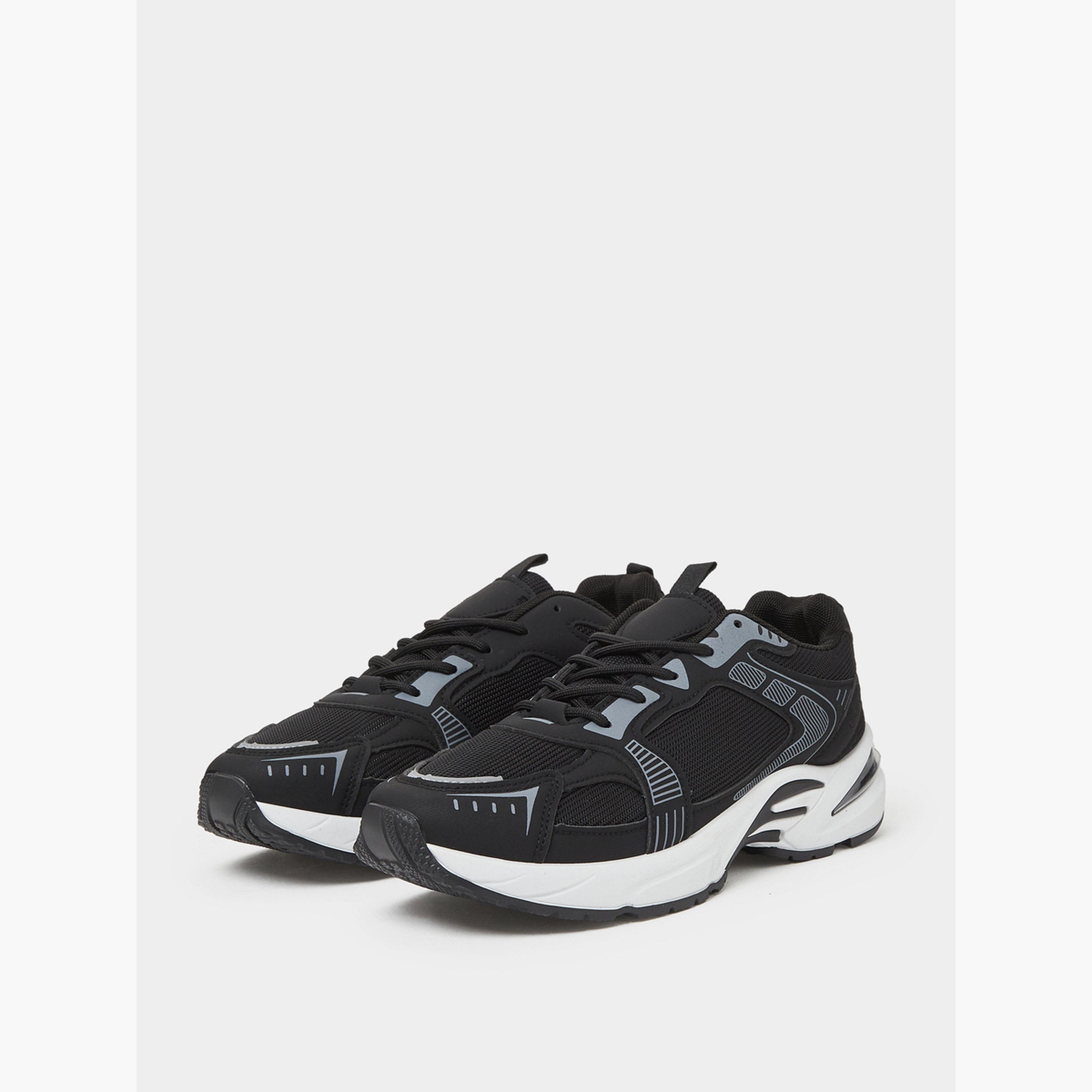 ستايلي - حذاء رياضي أسود-women-shoes-sneakers-image-1