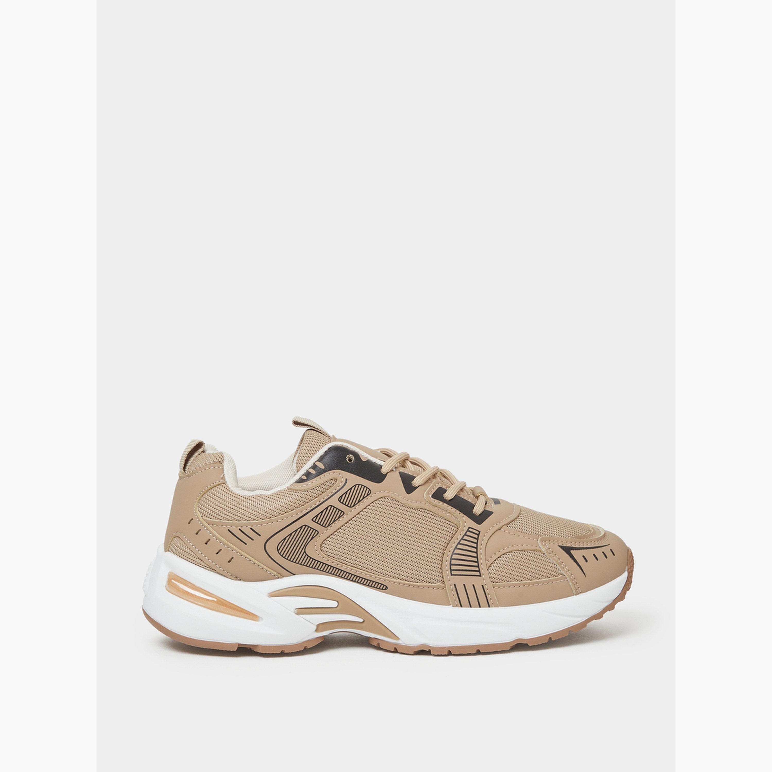 ستايلي - حذاء رياضي بيج اللون بنقوش مطبوعة-women-shoes-sneakers-image-2