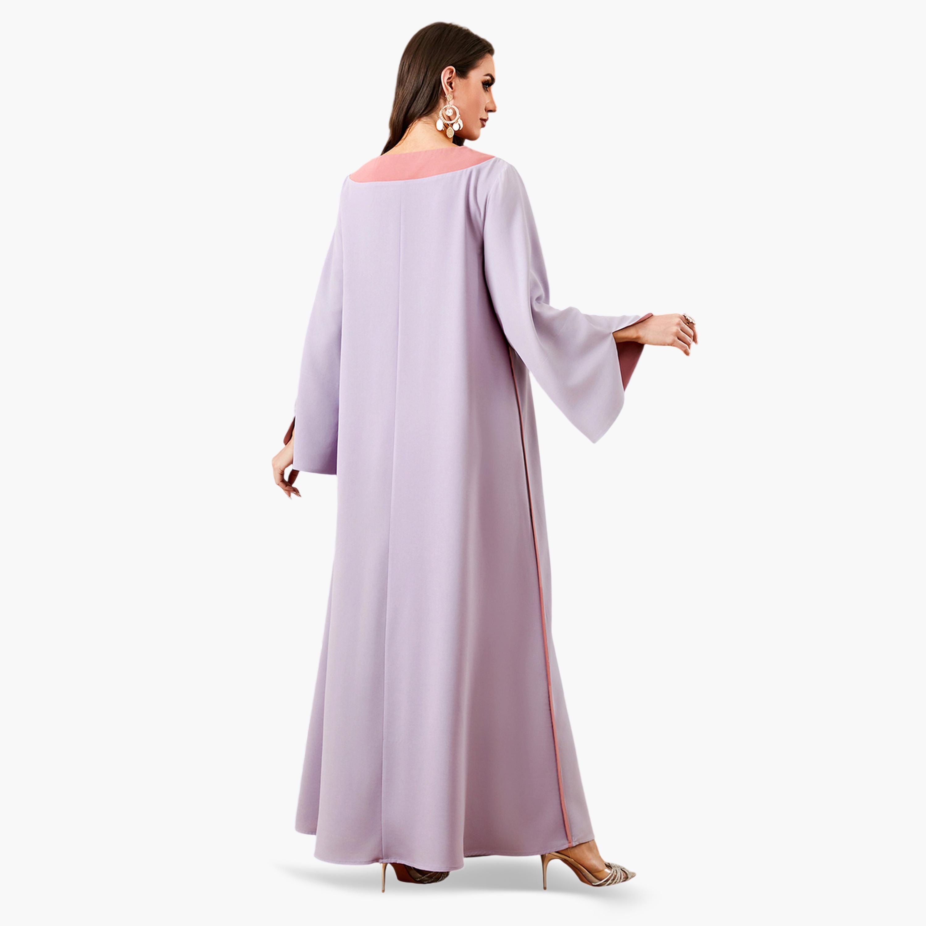 جلابية بياقة دائرية متباينة وتزيين زهور بالترتر لون أرجواني-women-arabicclothing-jalabiyas-image-2