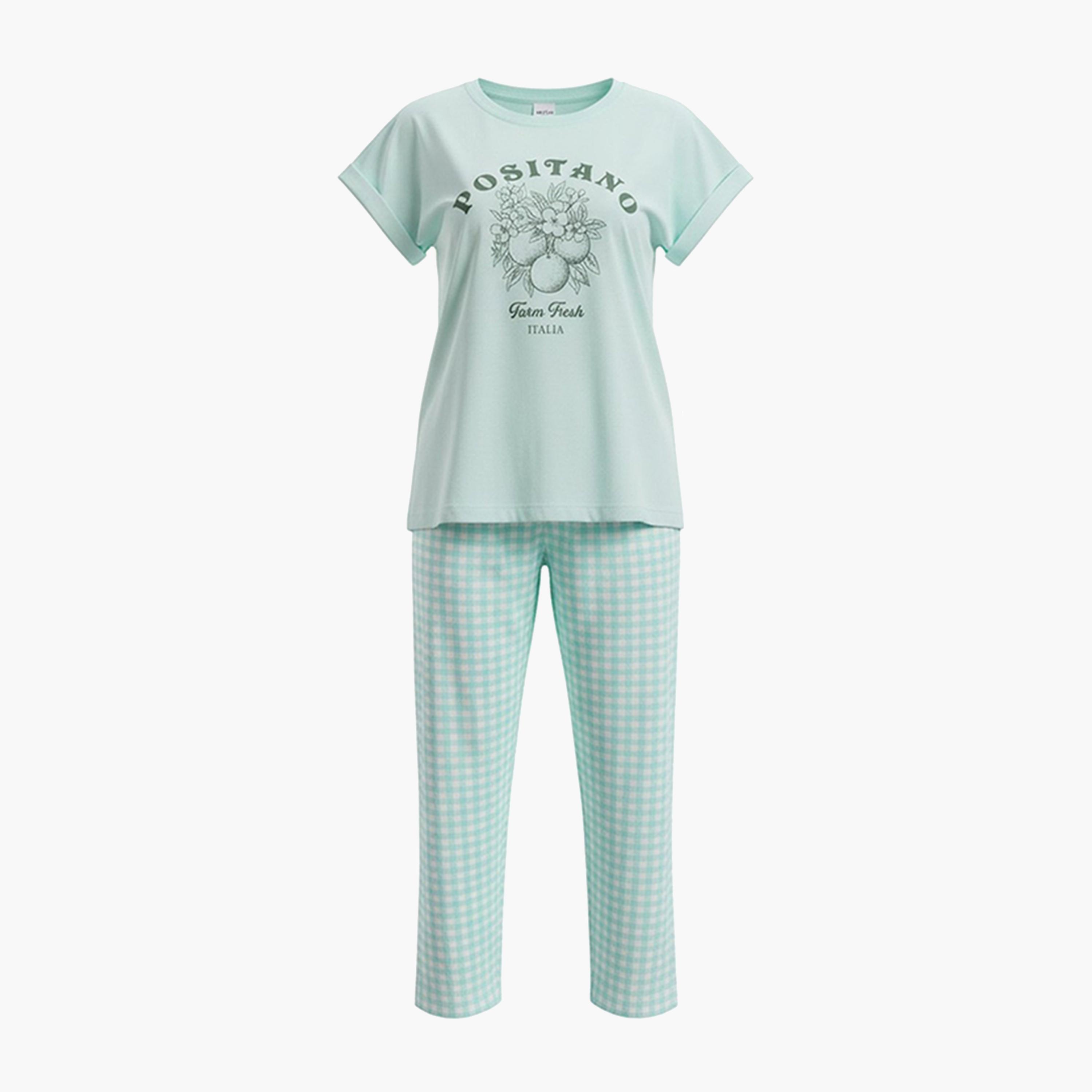 طقم بيجاما من بنطال كاروهات وتيشيرت بطبعة جرافيك-women-clothing-nightwear-pyjamas-longsets-image-2
