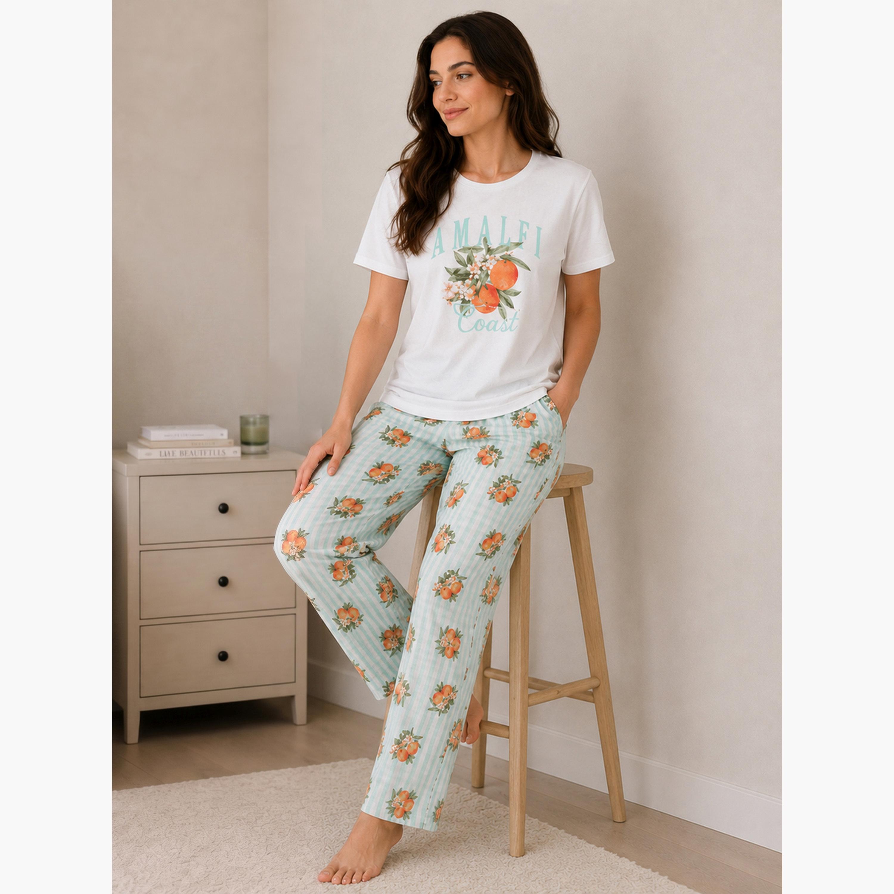 Victor and Jane X Styli Women's Graphic Short Sleeve Pyjama Set-women-clothing-nightwear-pyjamas-longsets-image-3