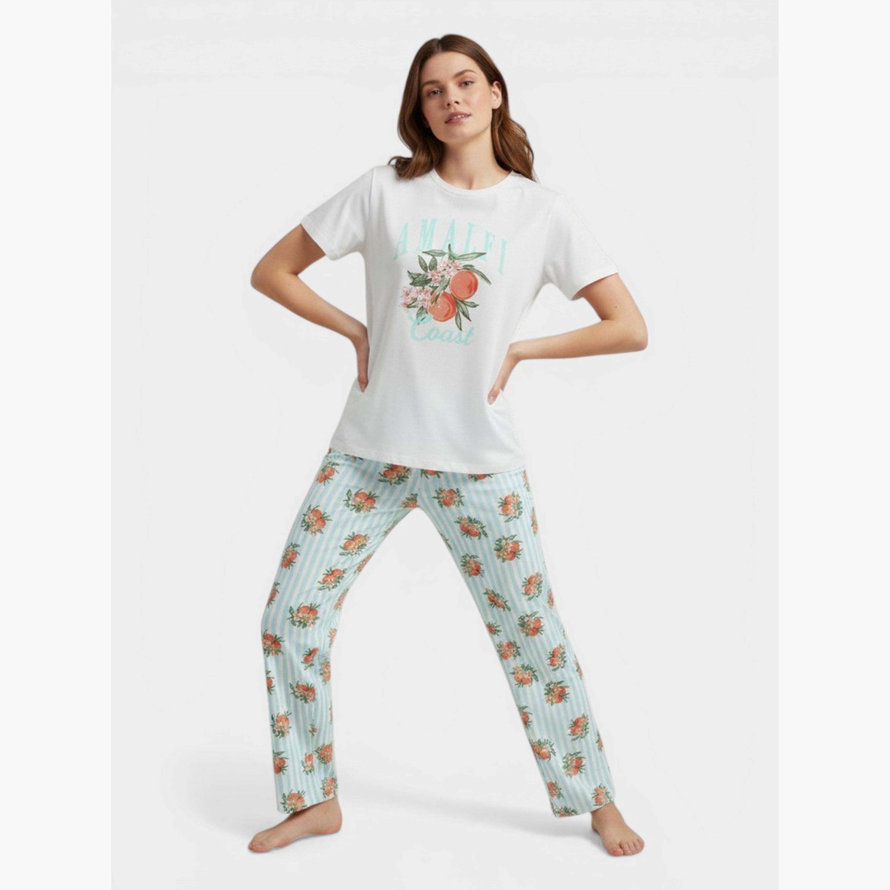 Victor and Jane X Styli Women's Graphic Short Sleeve Pyjama Set-women-clothing-nightwear-pyjamas-longsets-image-6