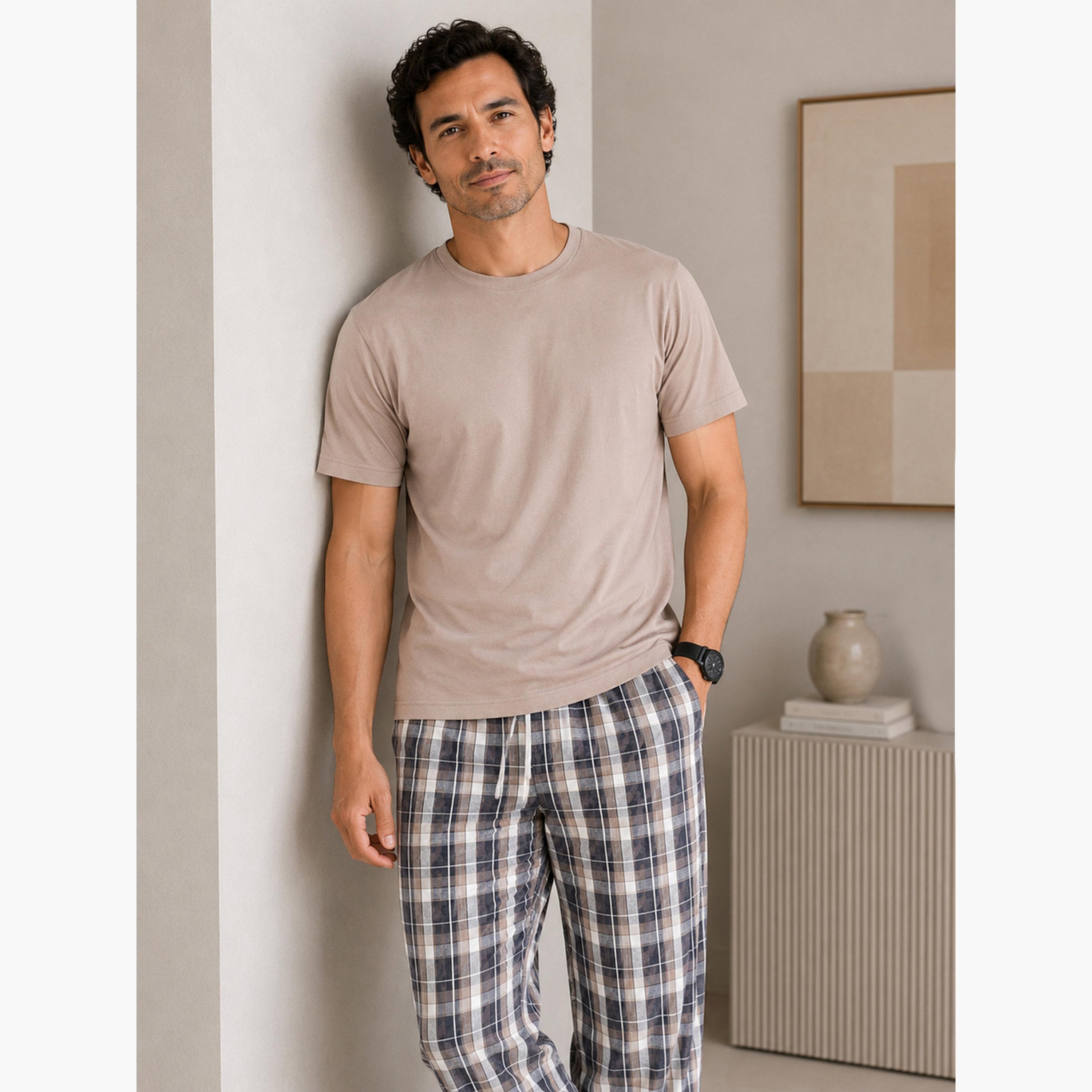 طقم بيجاما من بنطال كاروهات وتيشيرت قطن سادة-men-clothing-nightwear-sets-image-5