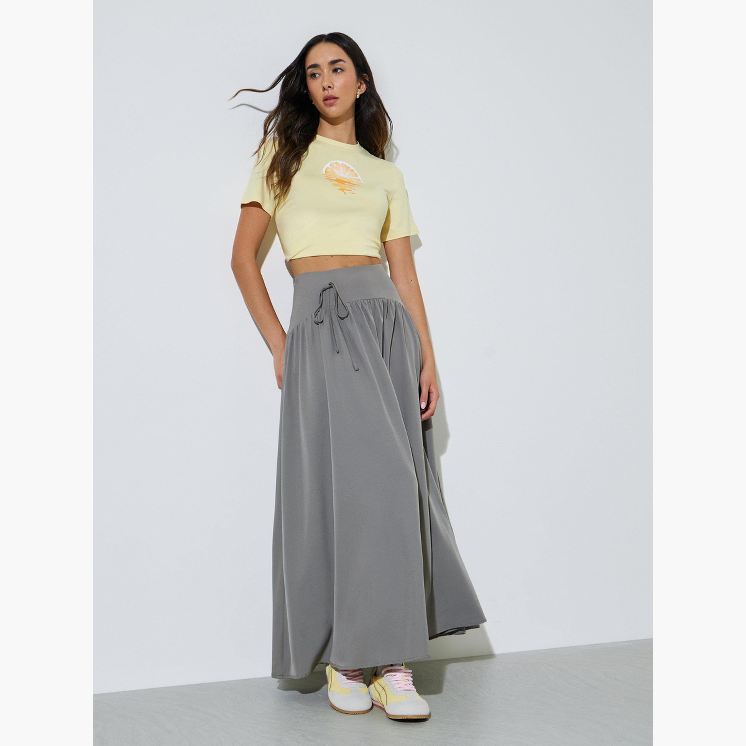 تنورة طويلة بحافة واسعة وتفاصيل أربطة-women-clothing-bottoms-skirts-image-2