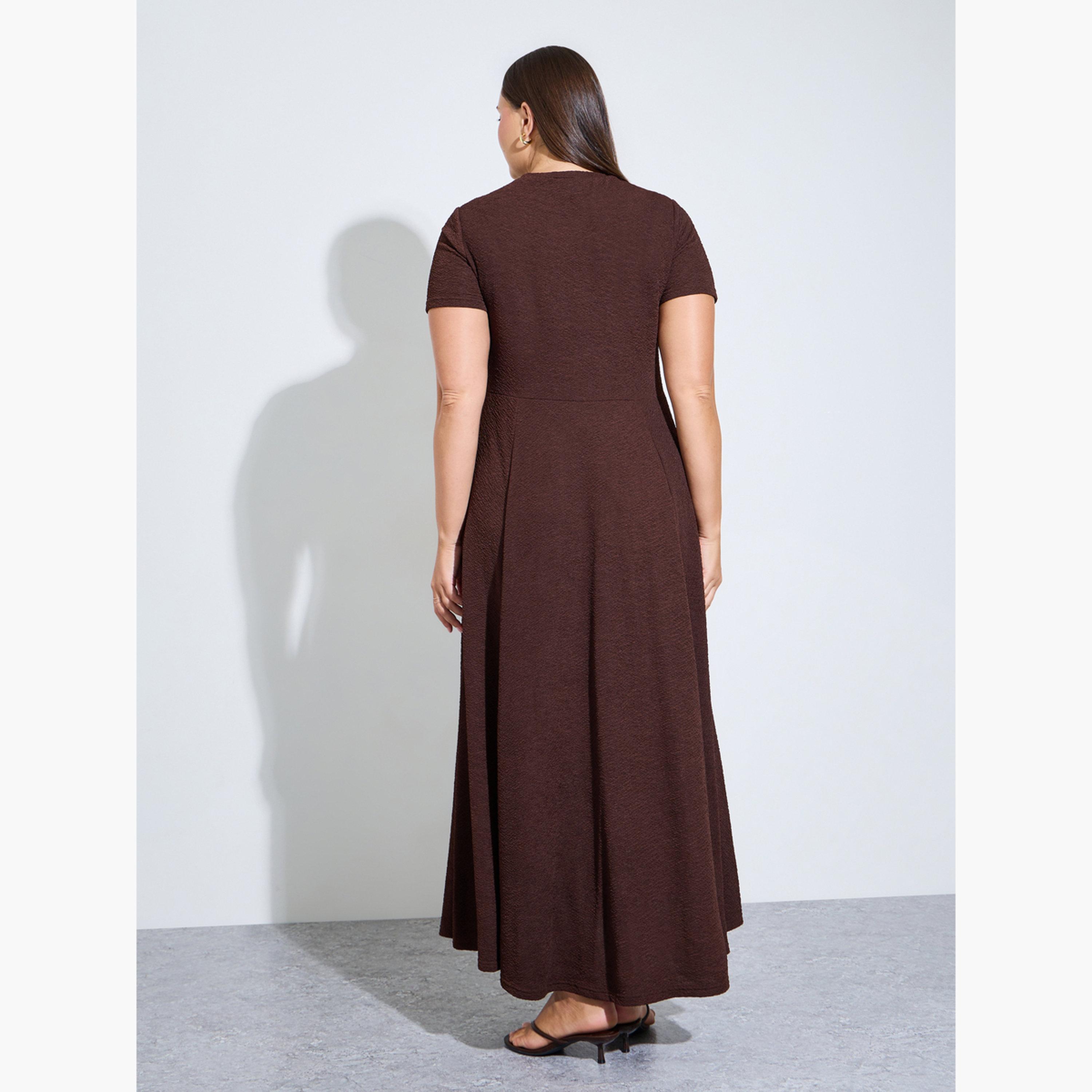Styli Plus Size Brown Textured A-Line Maxi Dress-women-clothing-dresses-image-4
