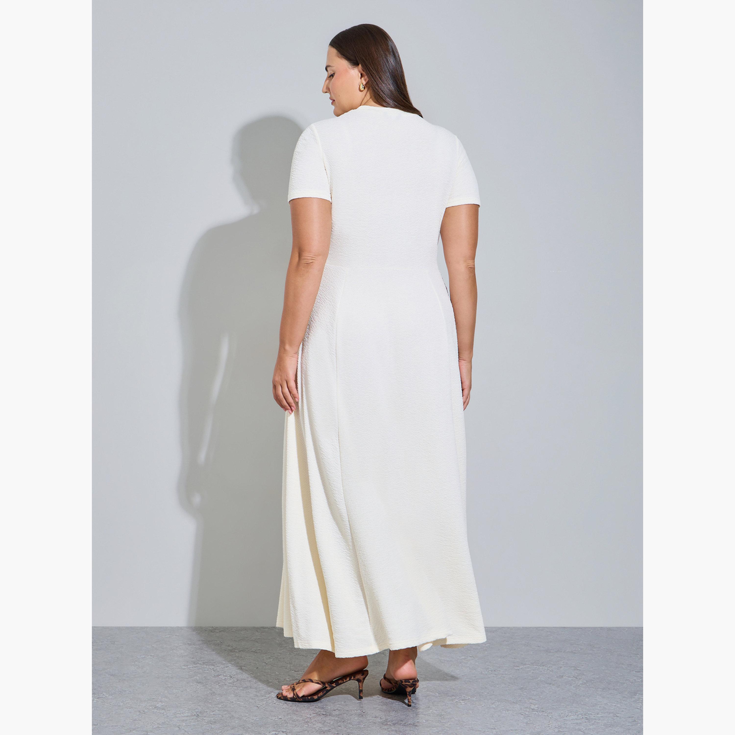 Styli Plus Size Cream Textured A-Line Maxi Dress-women-clothing-dresses-image-4