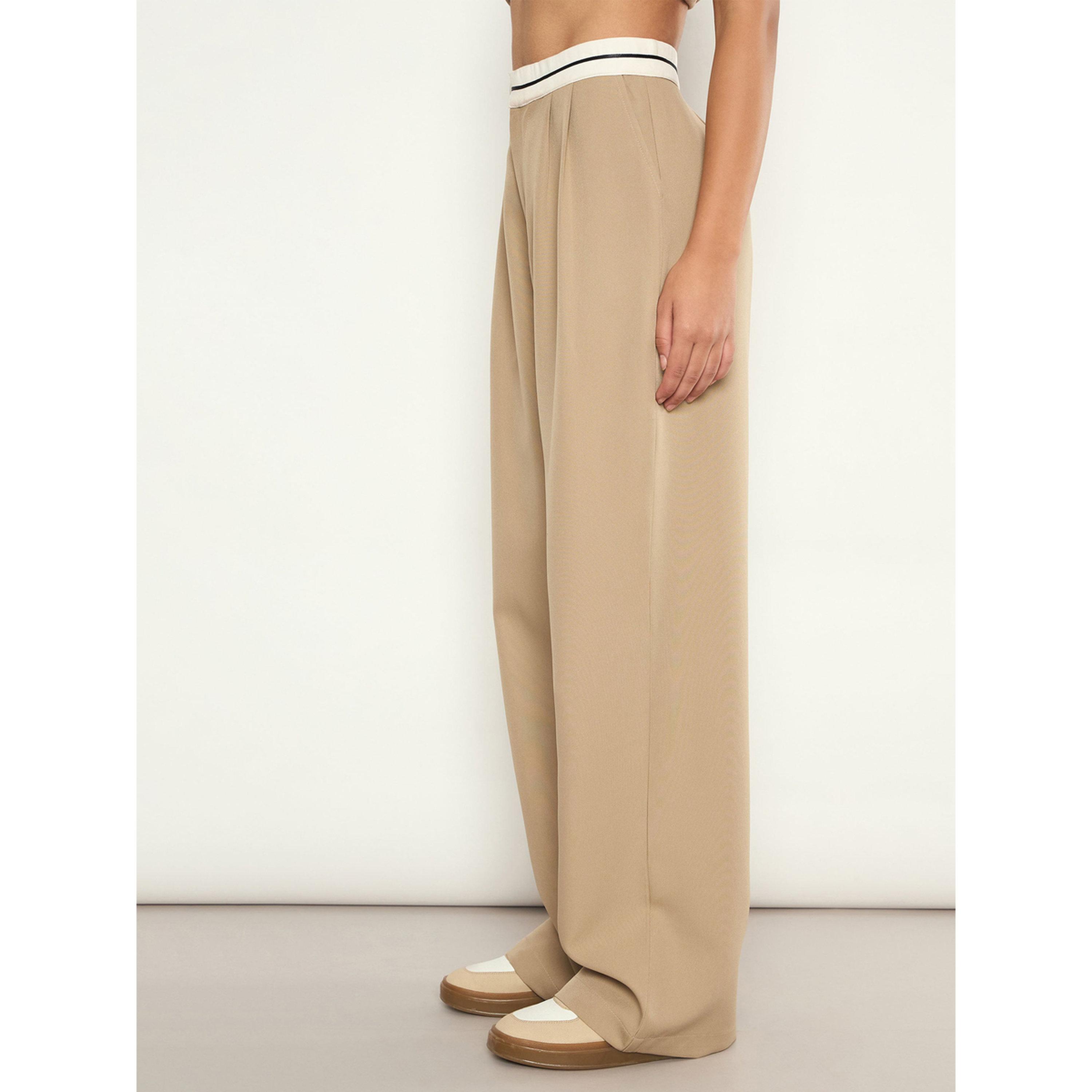 بنطال كوري بأرجل واسعة وثنيات من الأمام-women-clothing-joggers-image-3