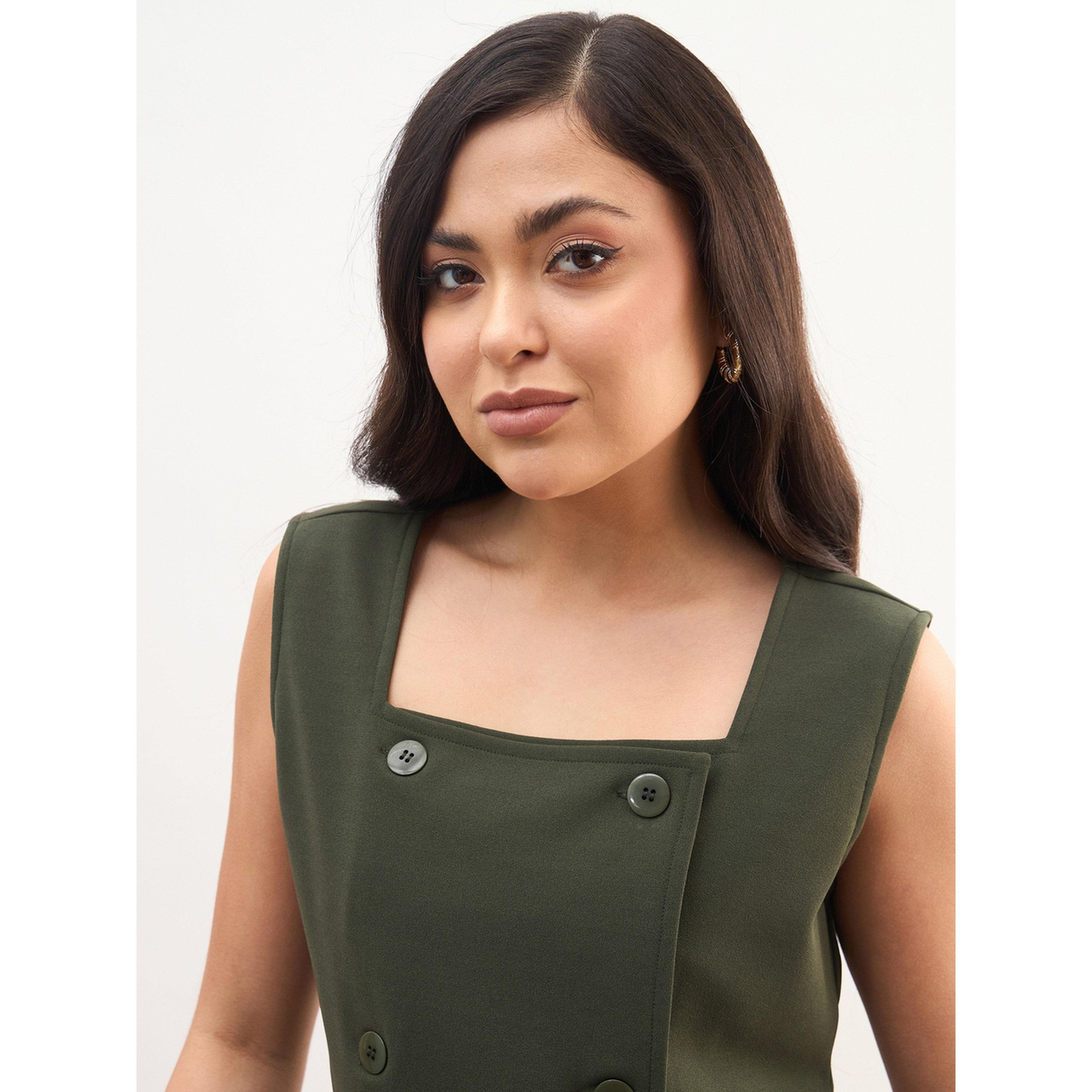 SASSAFRAS worklyf Olive Sleeveless Button Top and Straight Trousers Co-ord Set-women-clothing-coordsets-image-4