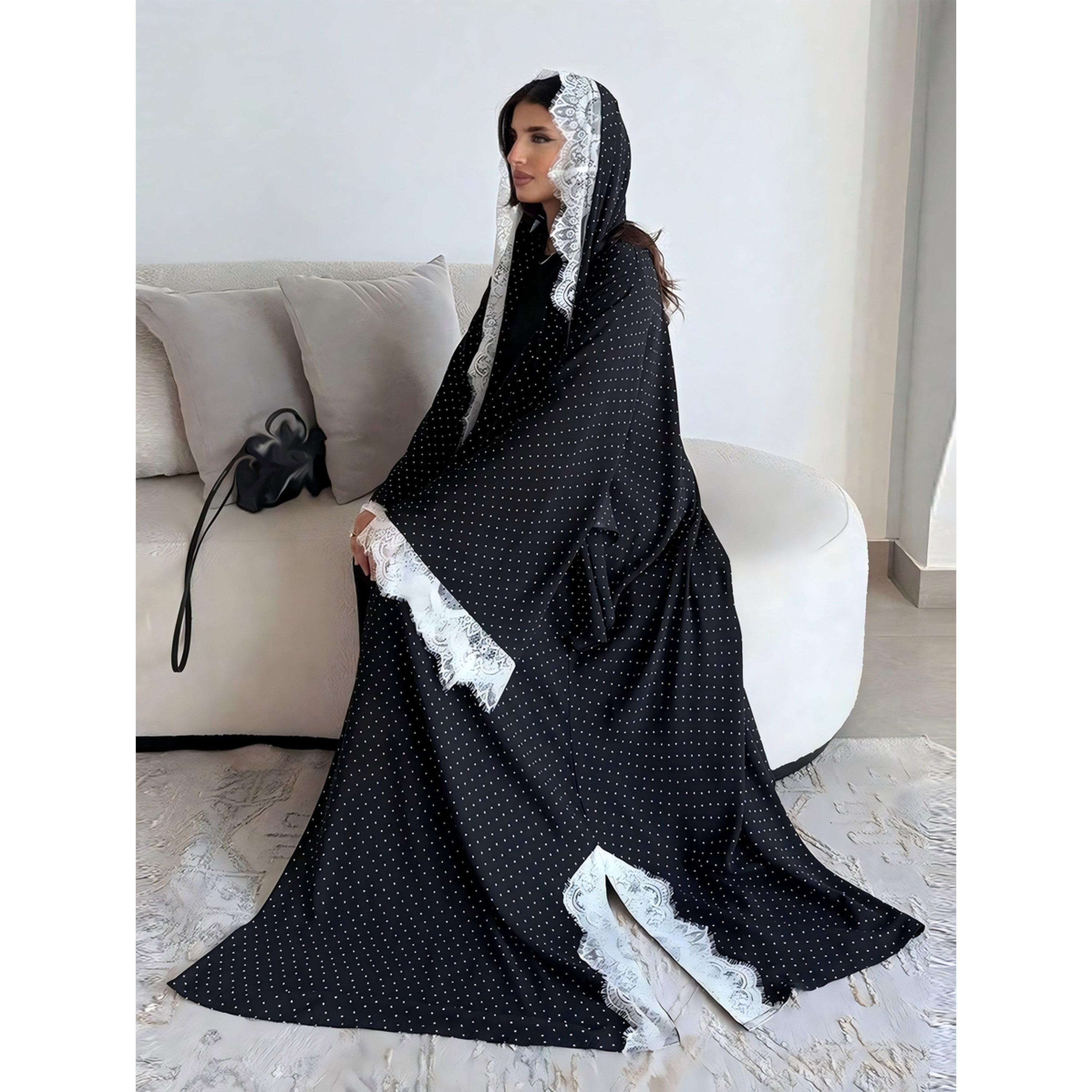 عباية بحافة دانتيل وطبعة منقطة-women-arabicclothing-abayas-image-2