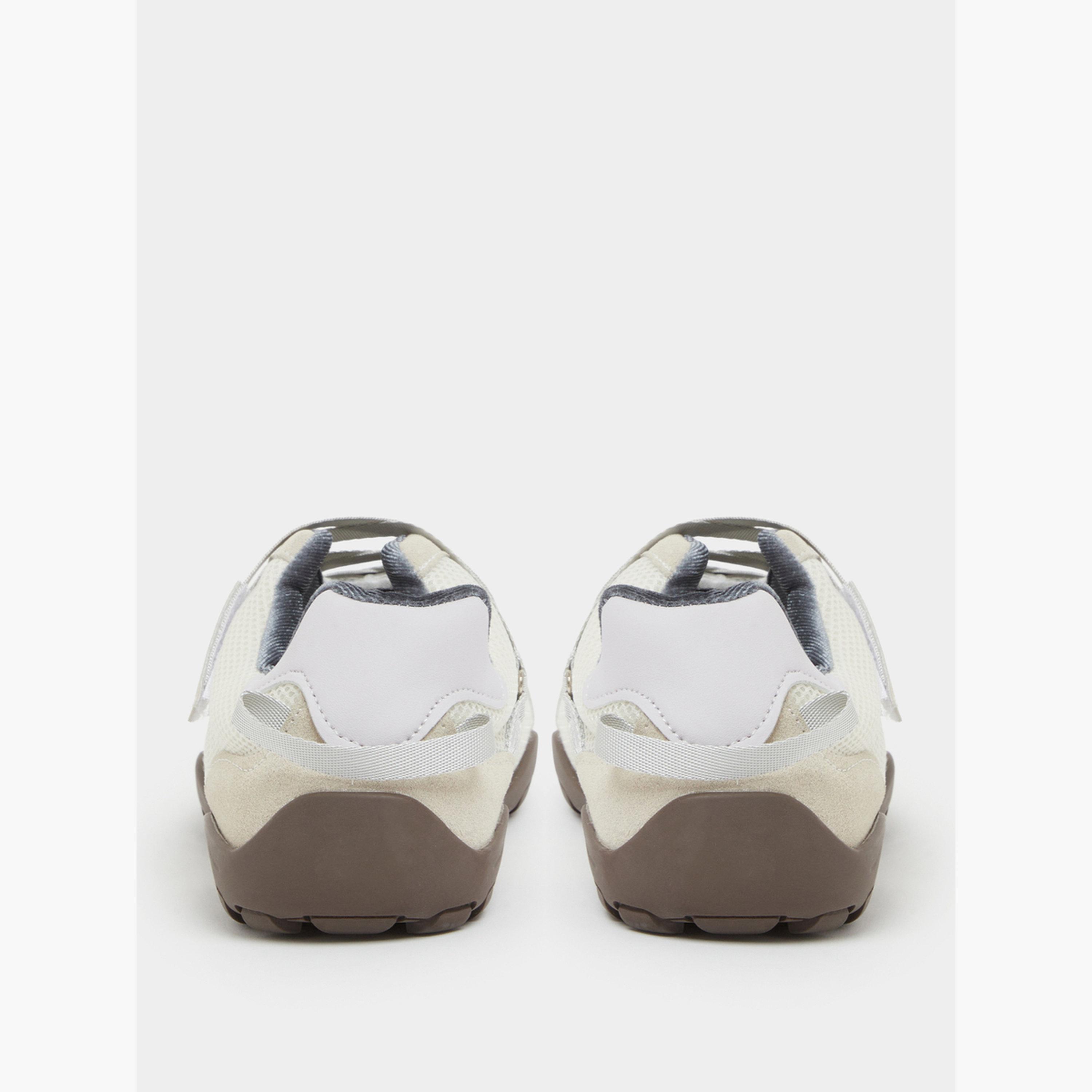 ستايلي - حذاء رياضي بلون كريمي، مزود بلوحة شبكية وتفاصيل فيلكرو.-women-shoes-sneakers-image-5