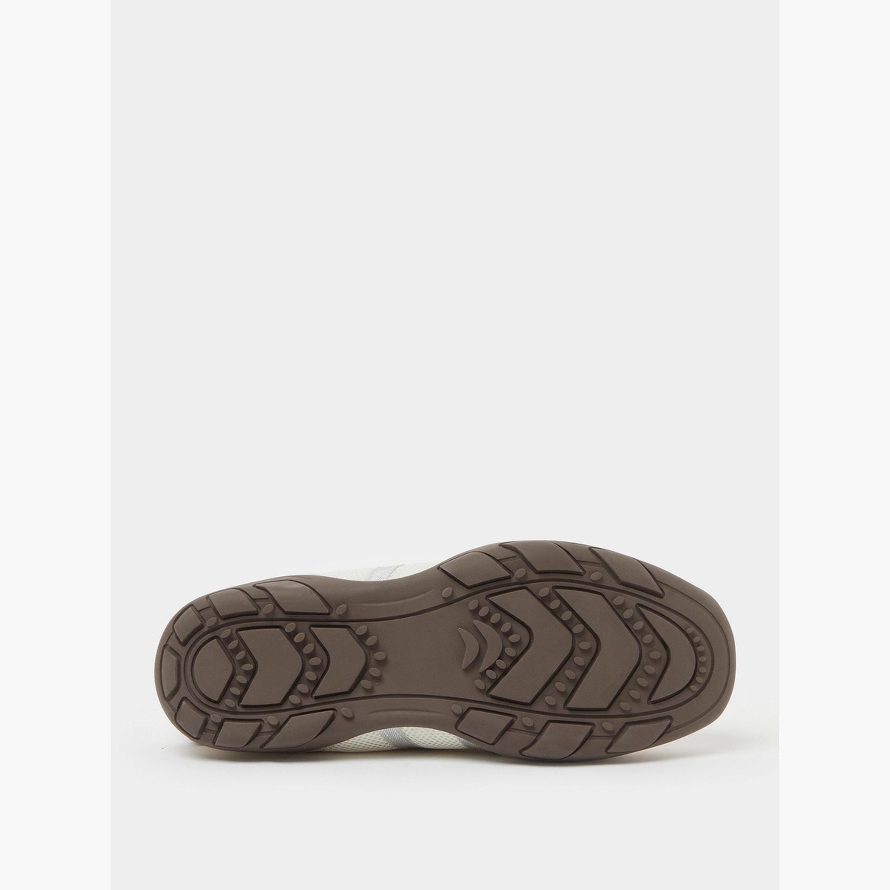 ستايلي - حذاء رياضي بلون كريمي، مزود بلوحة شبكية وتفاصيل فيلكرو.-women-shoes-sneakers-image-6