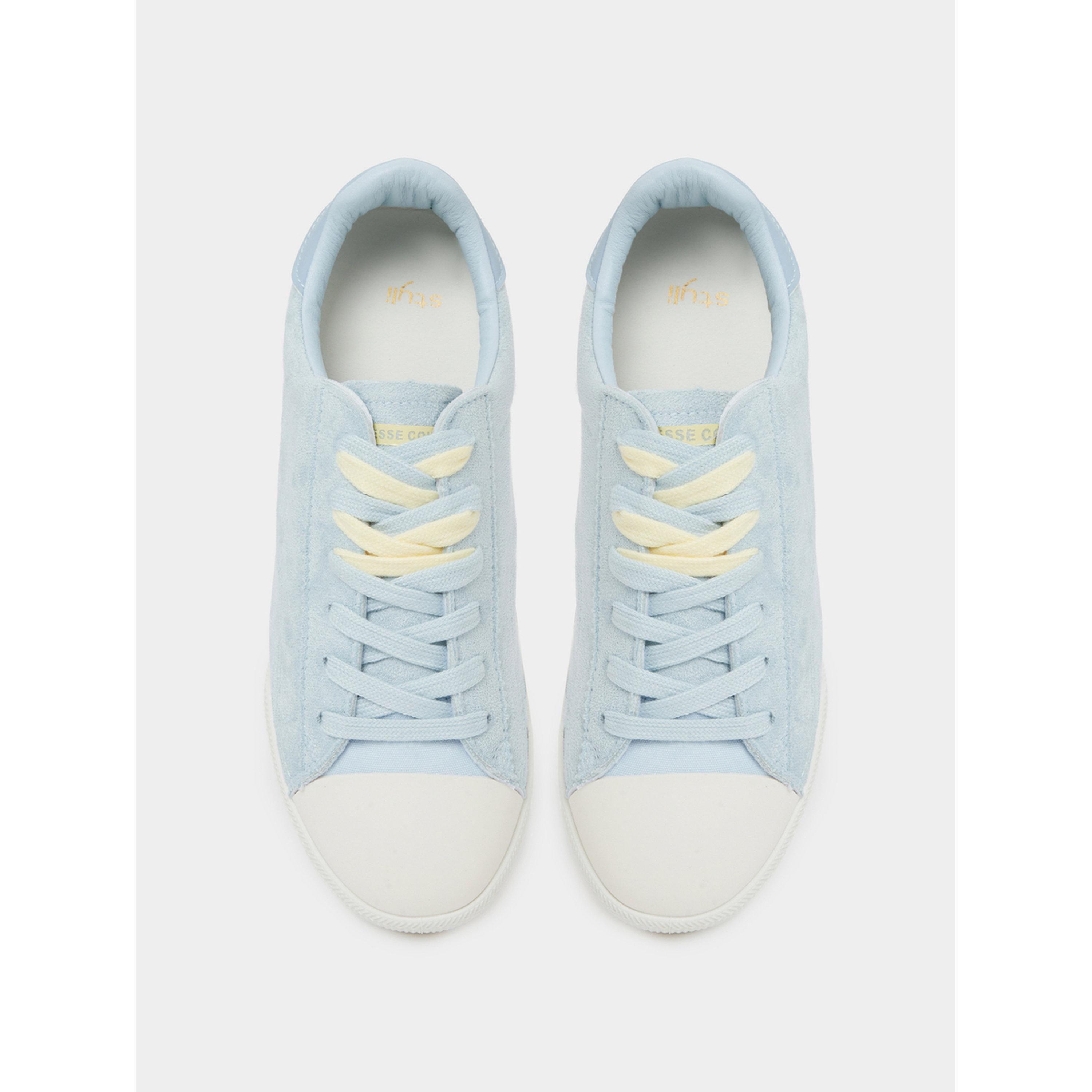 حذاء سنيكرز قماش بمظهر السويد باللون الأزرق الفاتح-women-shoes-sneakers-image-4