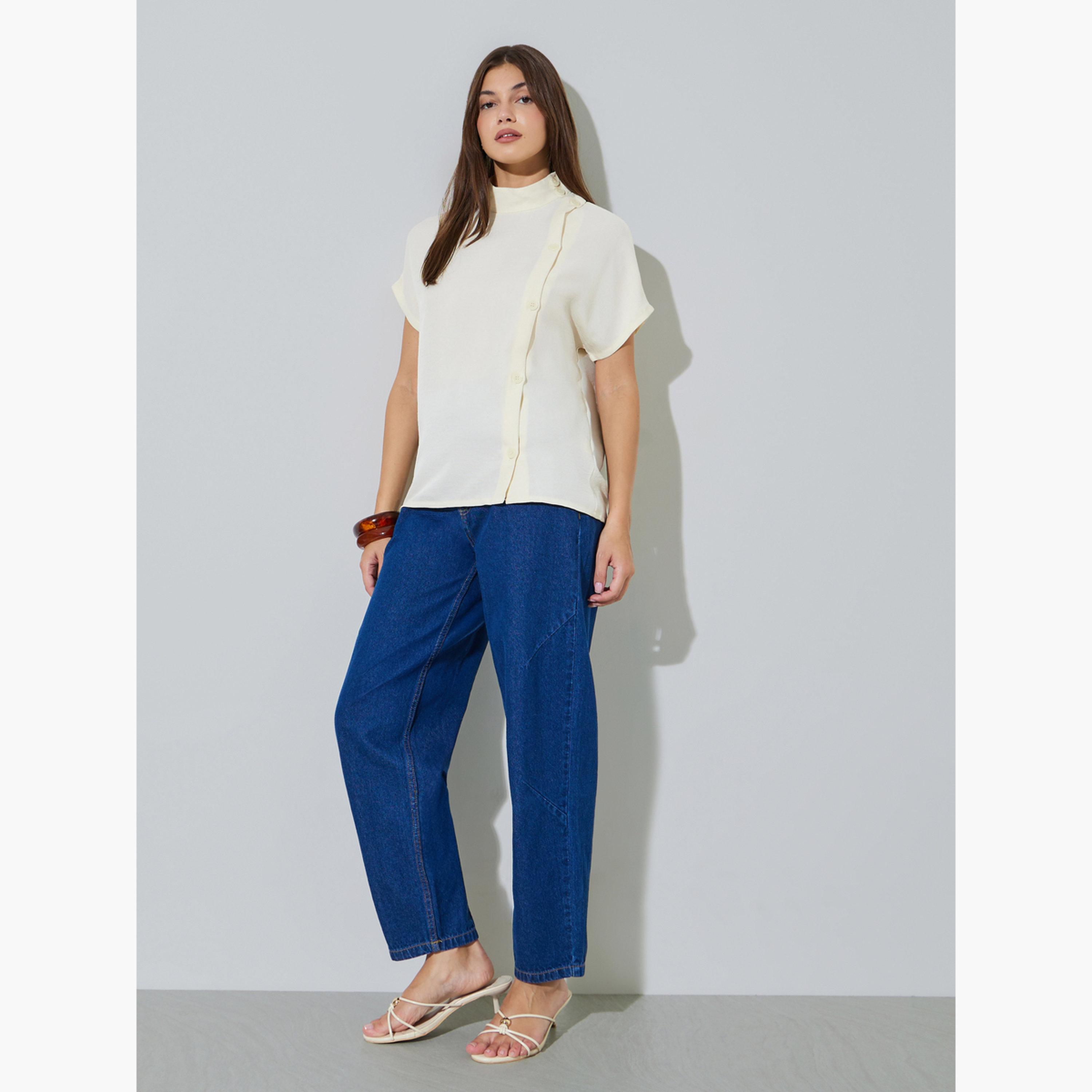 بلوزة بأكمام قصيرة وياقة شبه عالية-women-clothing-shirtsandblouses-blouses-image-2