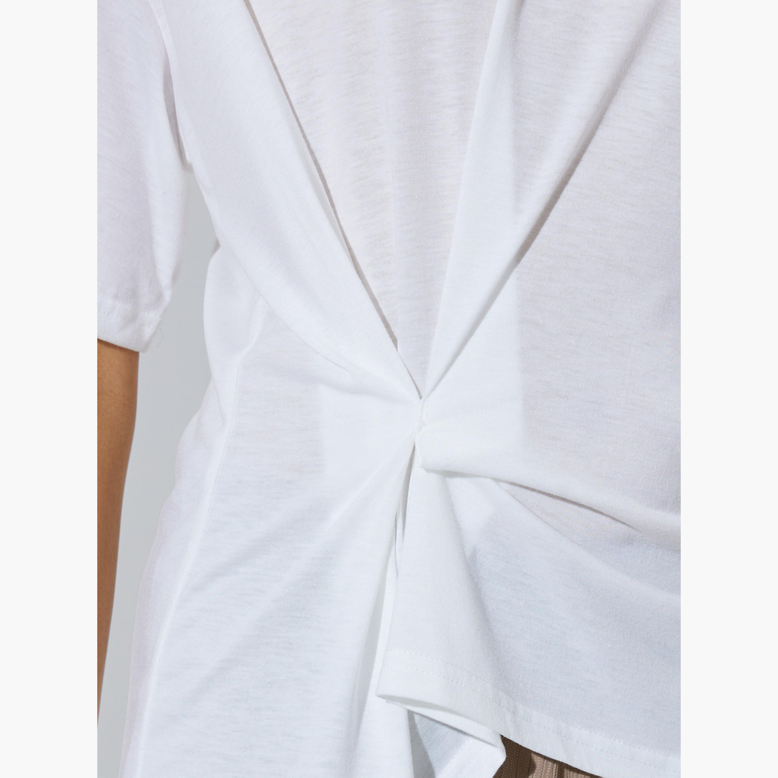 تيشيرت بقصة عادية وثنيات جانبية سادة-women-clothing-tshirts-image-5