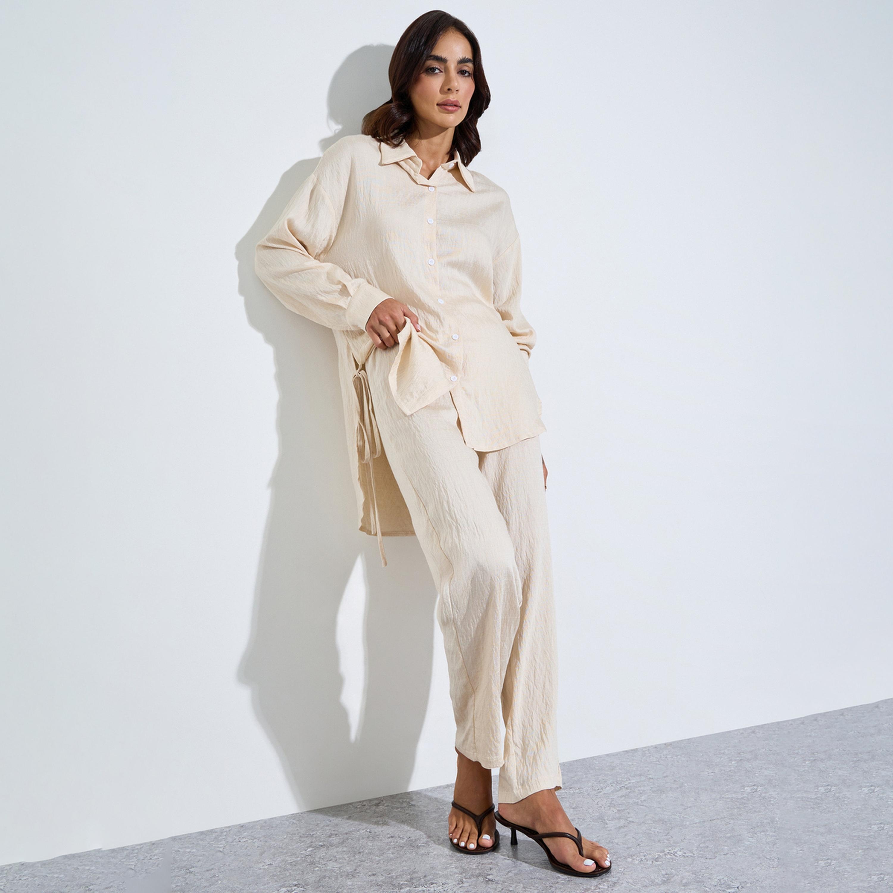 طقم محافظ من قميص طويل بقصة واسعة وبنطال بملمس-women-arabicclothing-sets-image-1