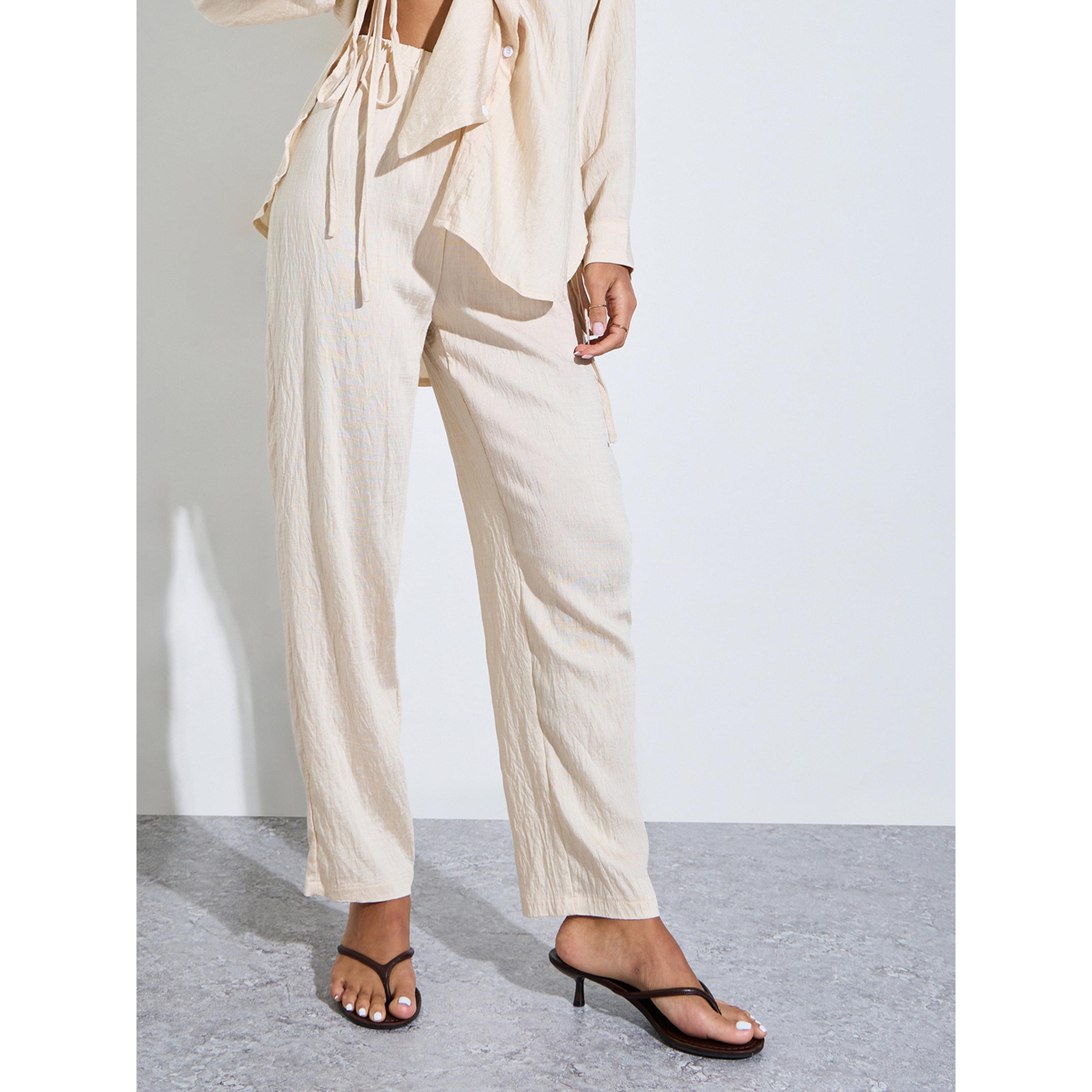 طقم محافظ من قميص طويل بقصة واسعة وبنطال بملمس-women-arabicclothing-sets-image-6