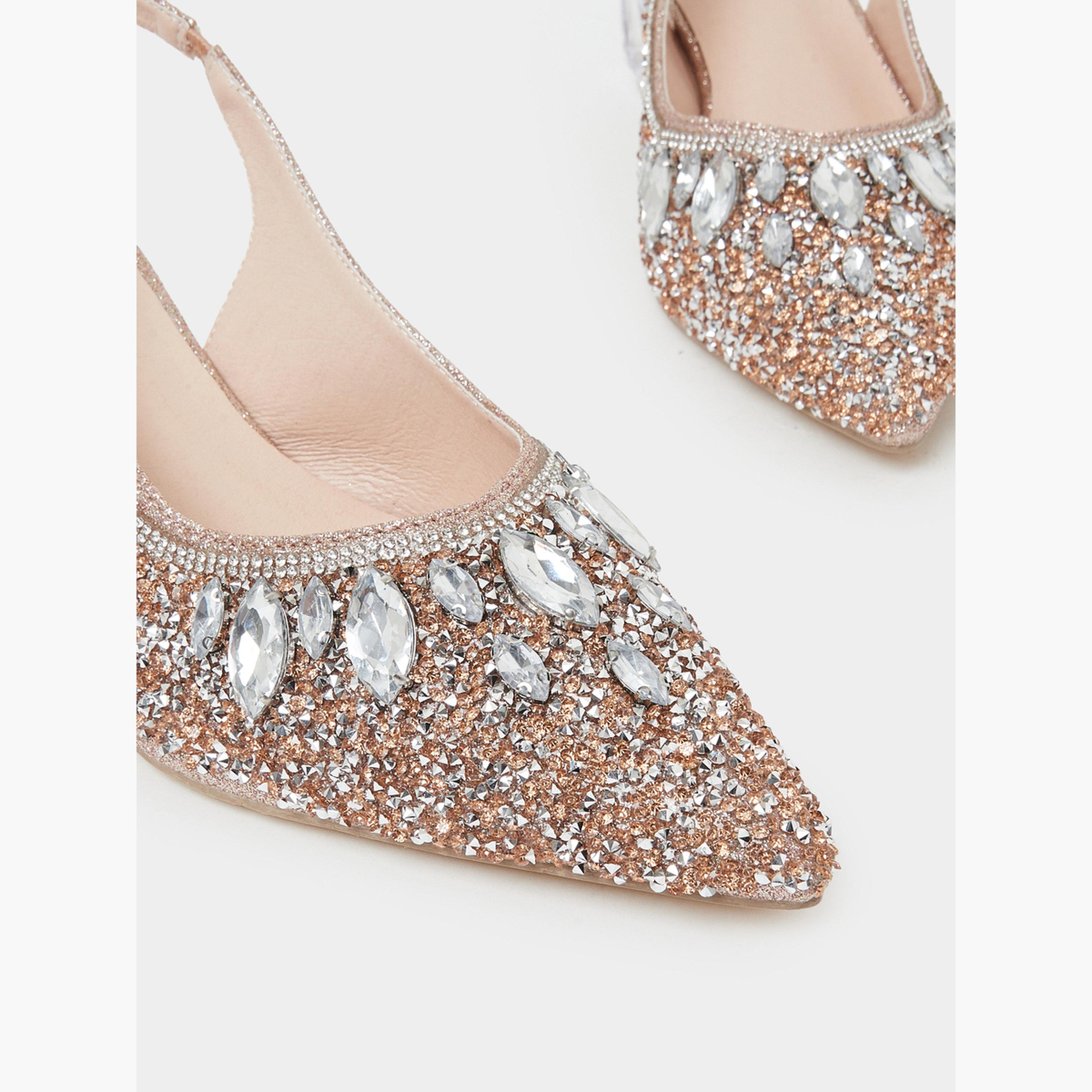 حذاء بمقدمة مدببة وشريط خلفي مزين بأحجار الراين-women-shoes-heels-image-4