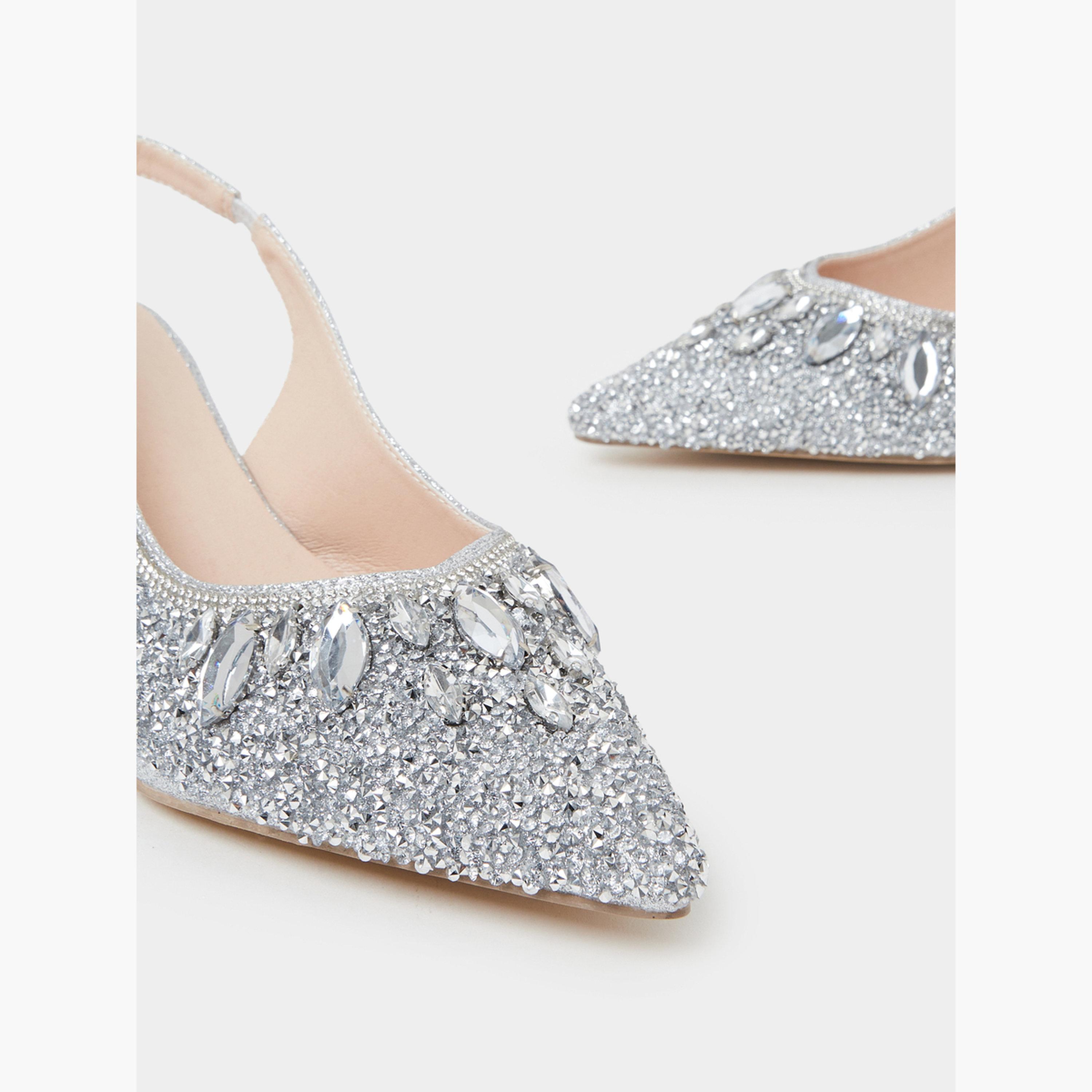 حذاء بمقدمة مدببة وشريط خلفي مزين بأحجار الراين-women-shoes-heels-image-4