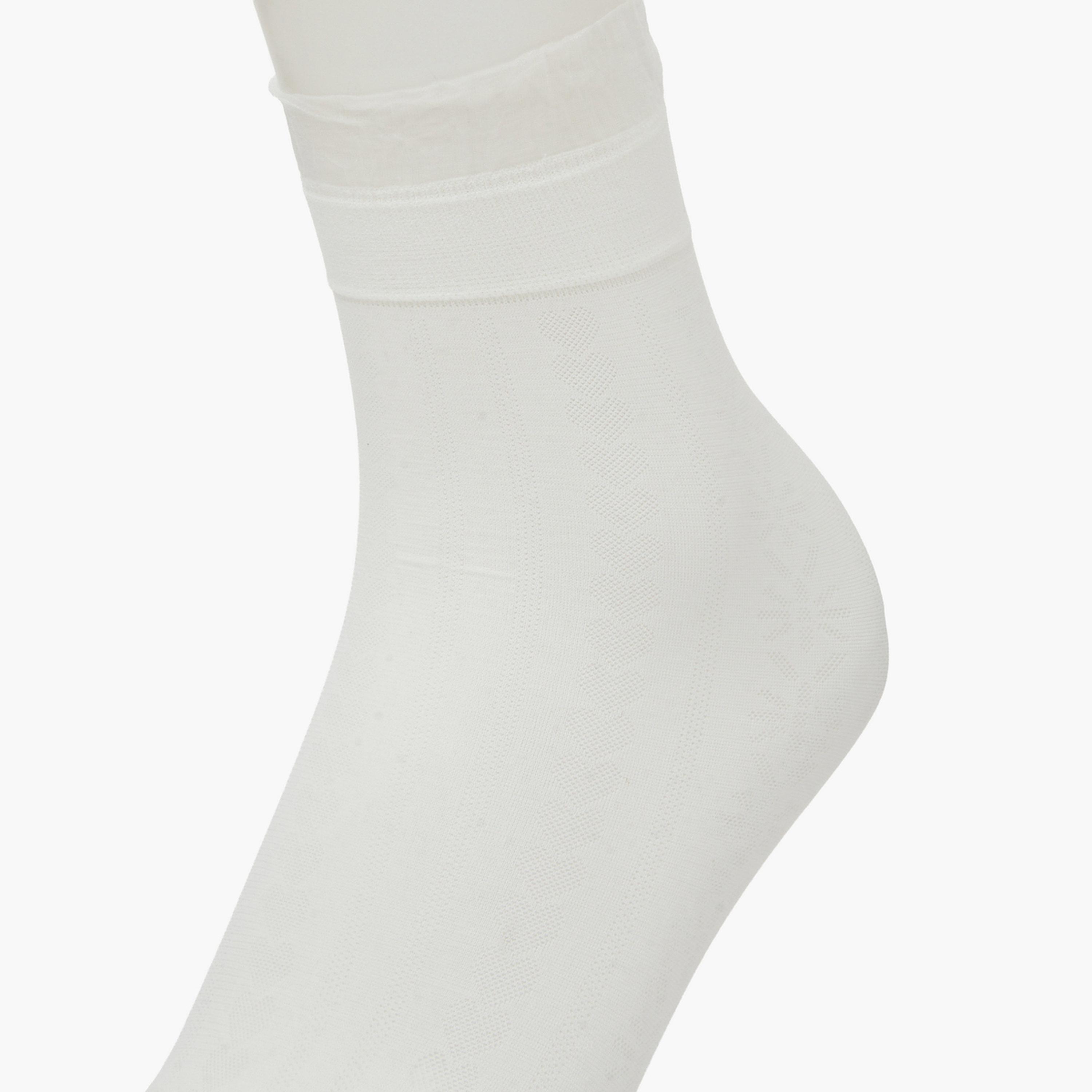 ستايلي - عبوة من 3 جوارب بيضاء منقطة-women-socksandstockings-image-3