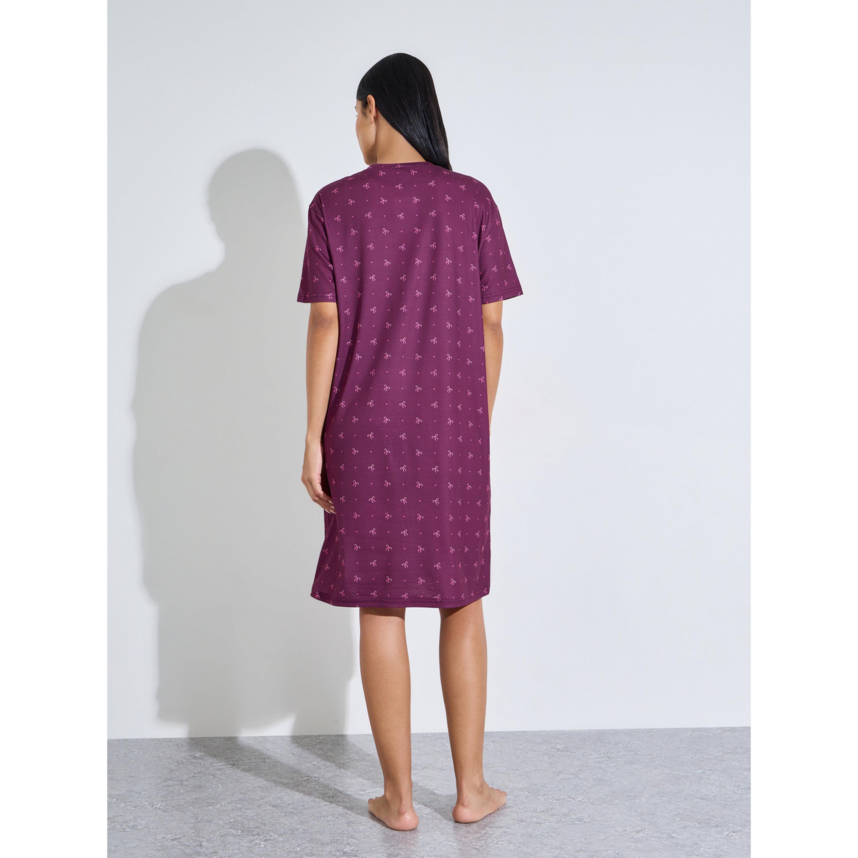 فستان نوم تيشيرت بطول الركبة وطبعة قلب وعقدة بالكامل باللون البرغندي-women-clothing-nightwear-nighties-image-3