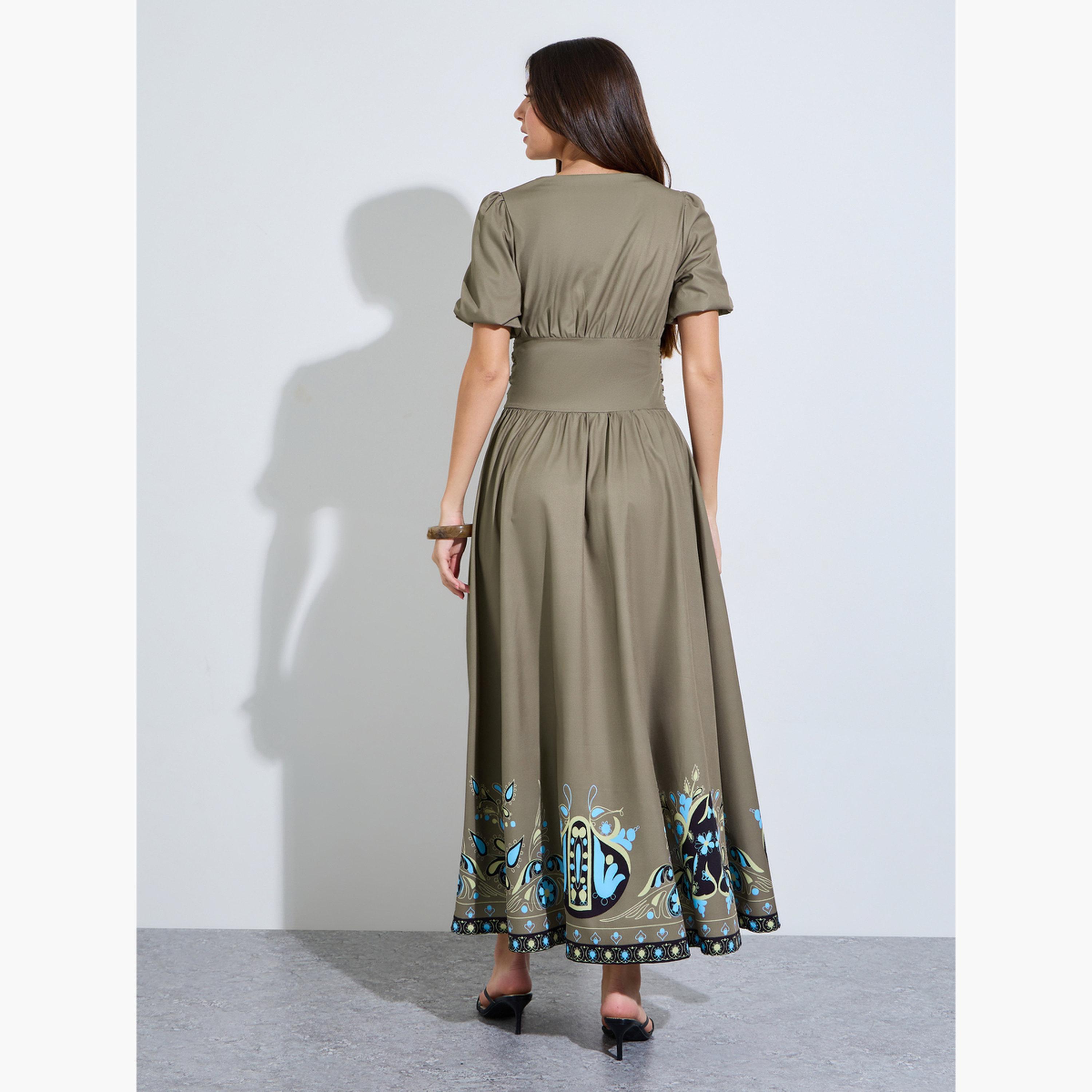 فستان طويل بحافة واسعة وطبعة بليسمنت-women-clothing-dresses-image-4