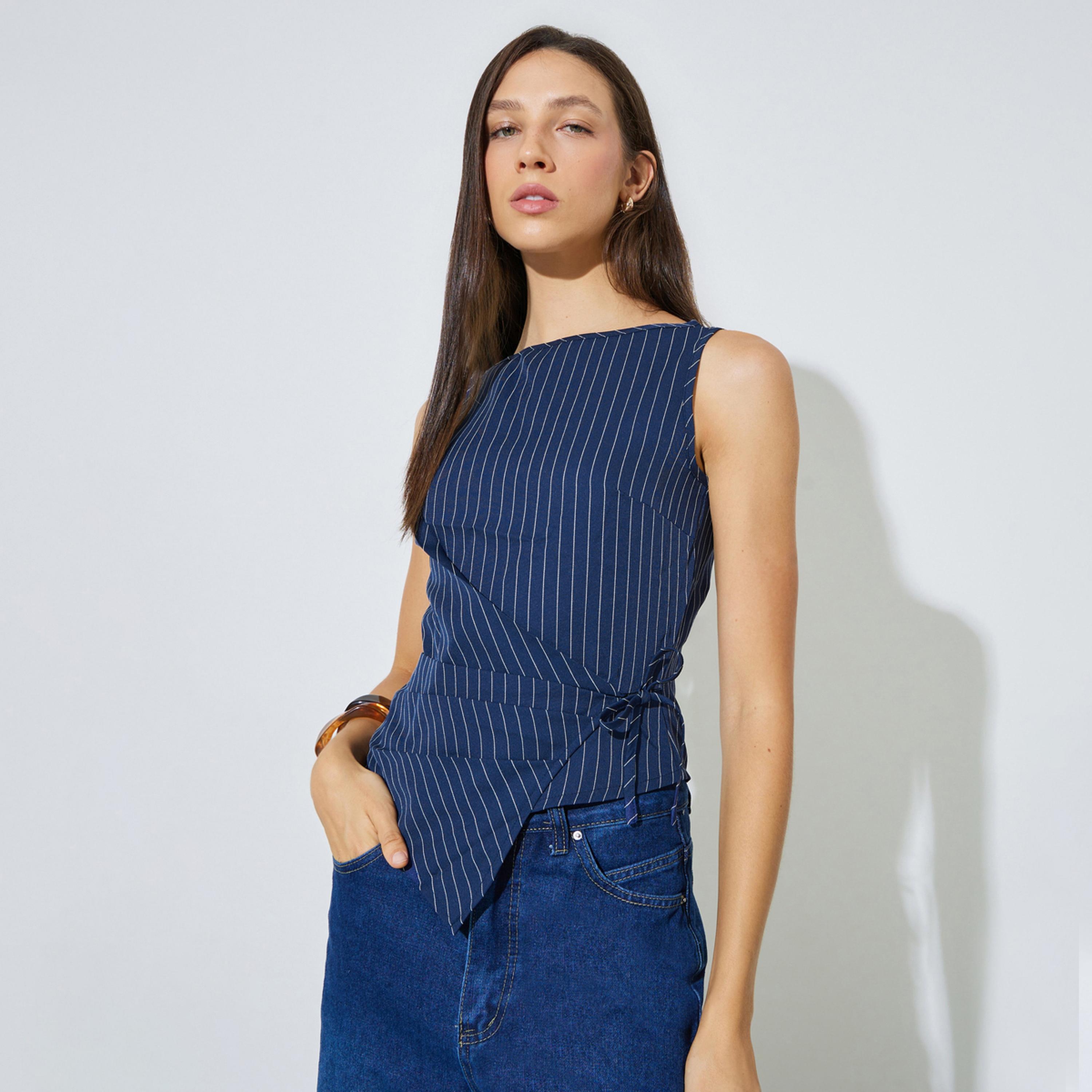 بلوزة لف بلا أكمام مخططة-women-clothing-shirtsandblouses-blouses-image-1
