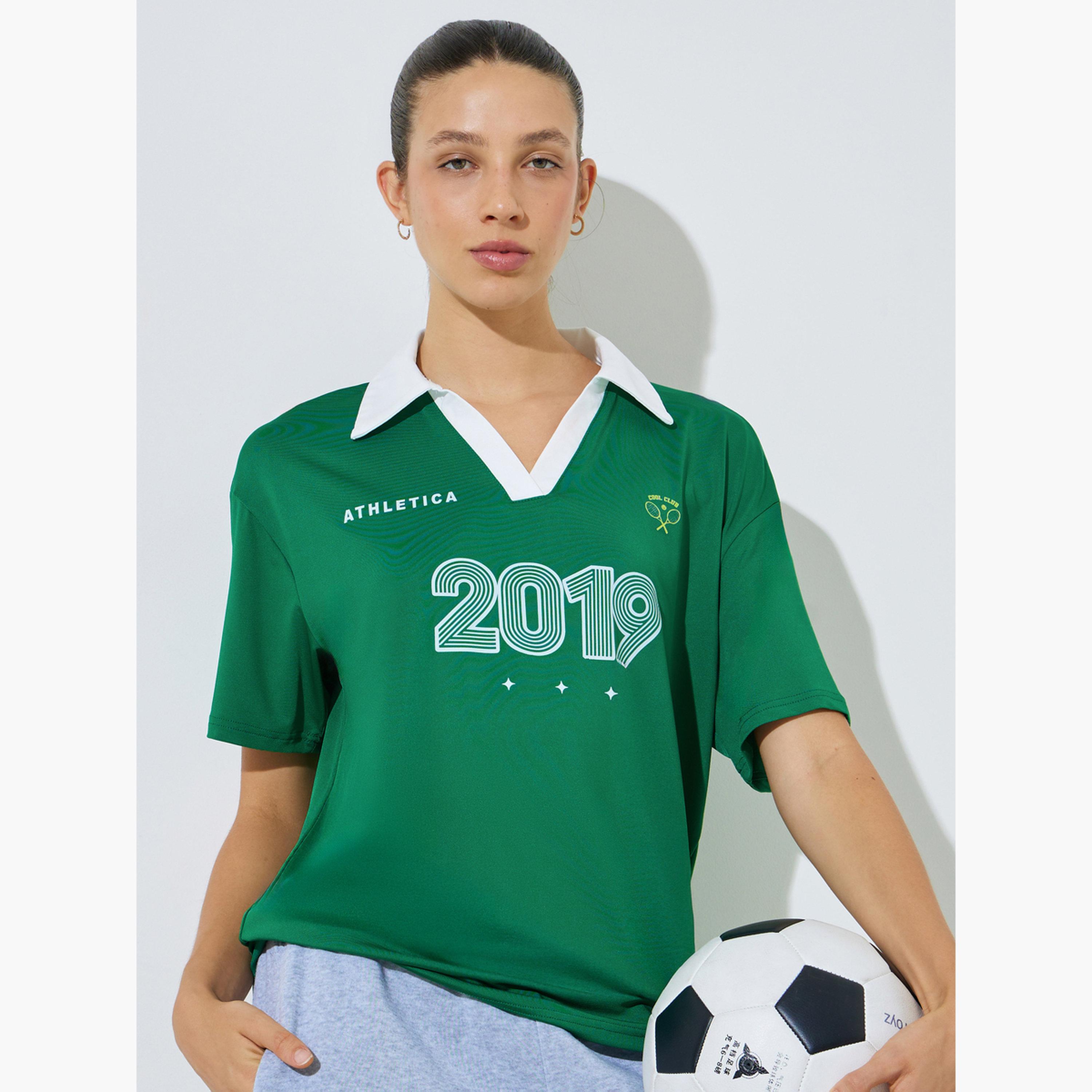ستايلي - تيشيرت بولو أخضر واسع مفتوح الياقة-women-clothing-tshirts-image-3