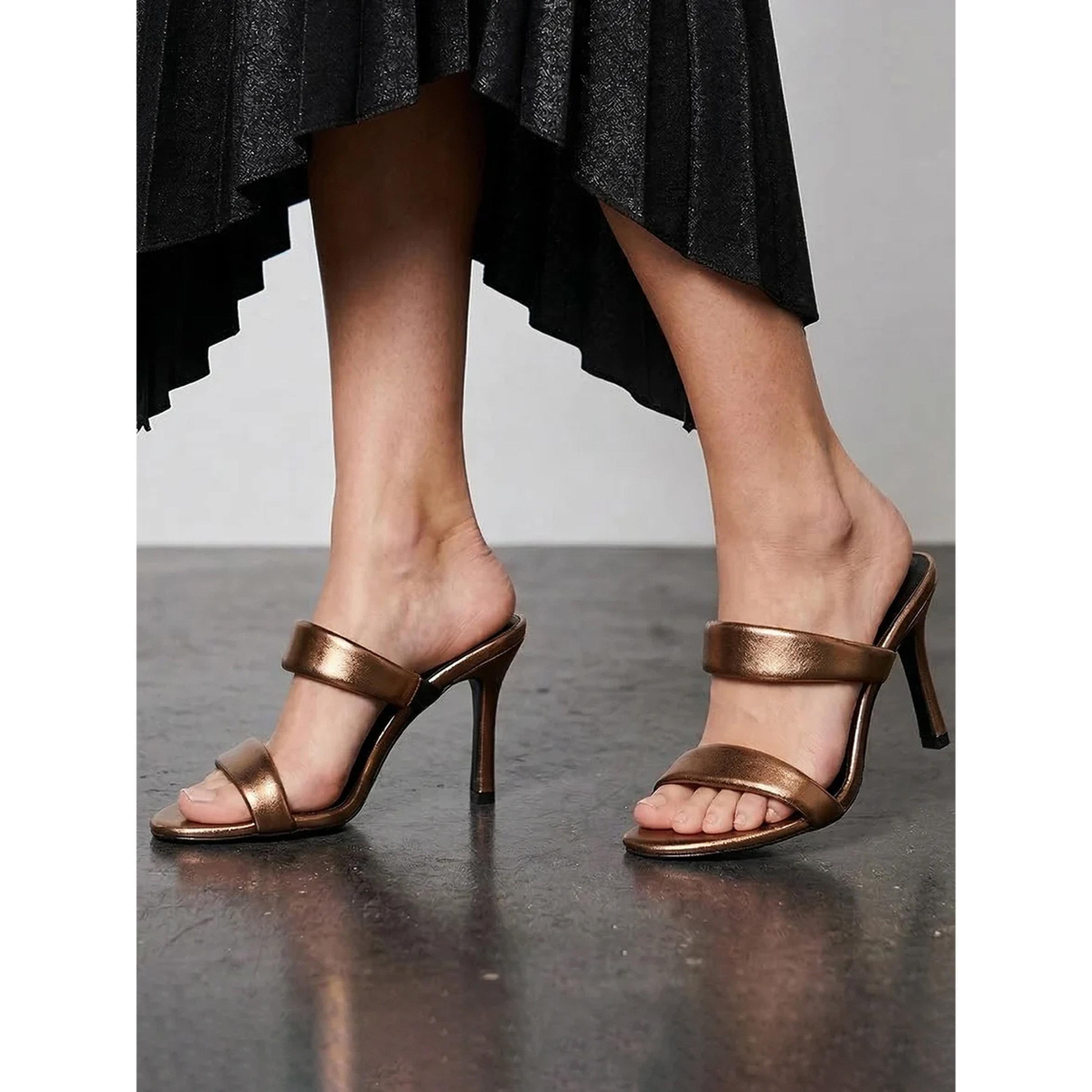 صندل بكعب رفيع وسيرين-women-shoes-sandals-heeled-image-2