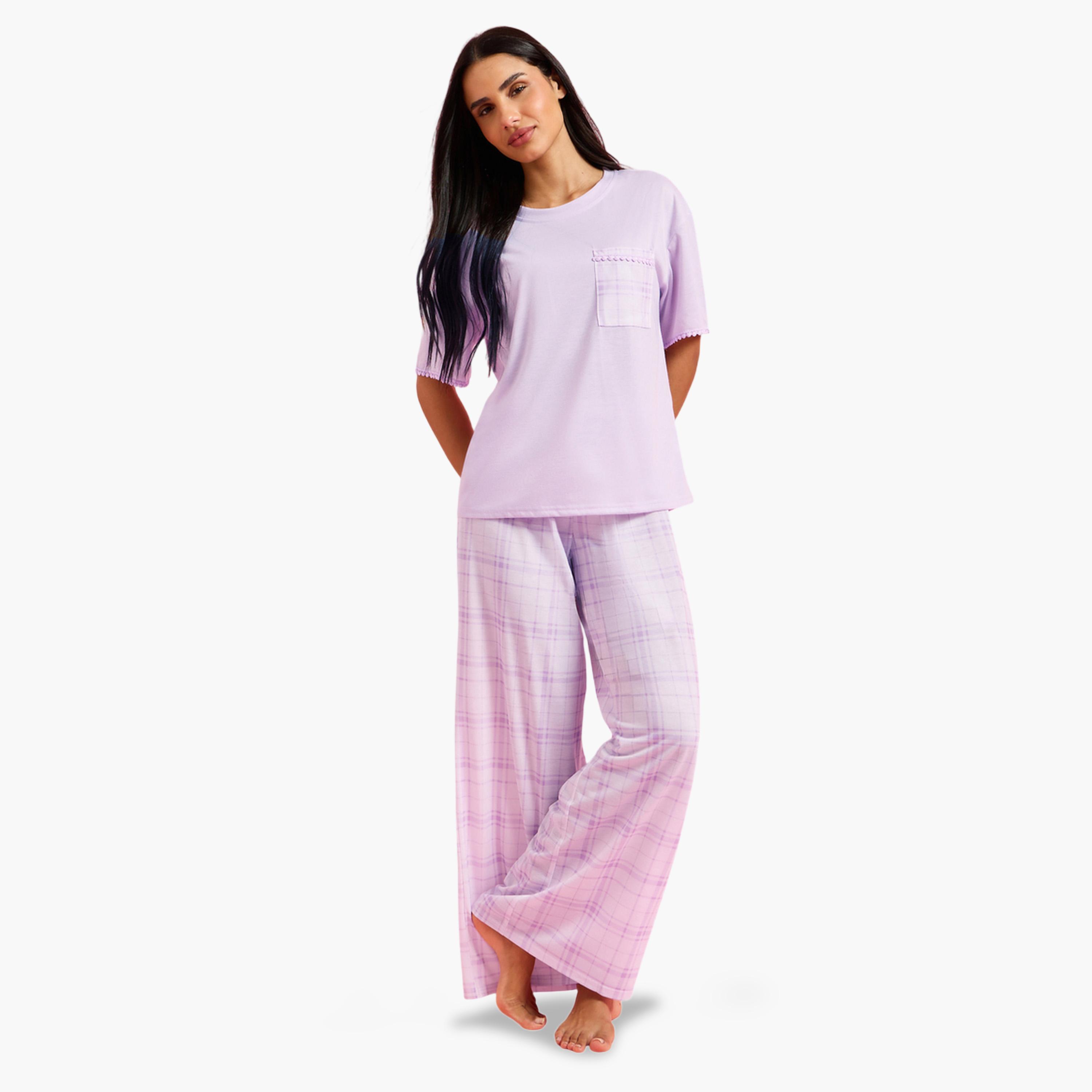 Styli Lilac Solid Pocket Detail T-Shirt and Checked Wide Leg Pants Pyjama Set-women-clothing-nightwear-pyjamas-longsets-image-1