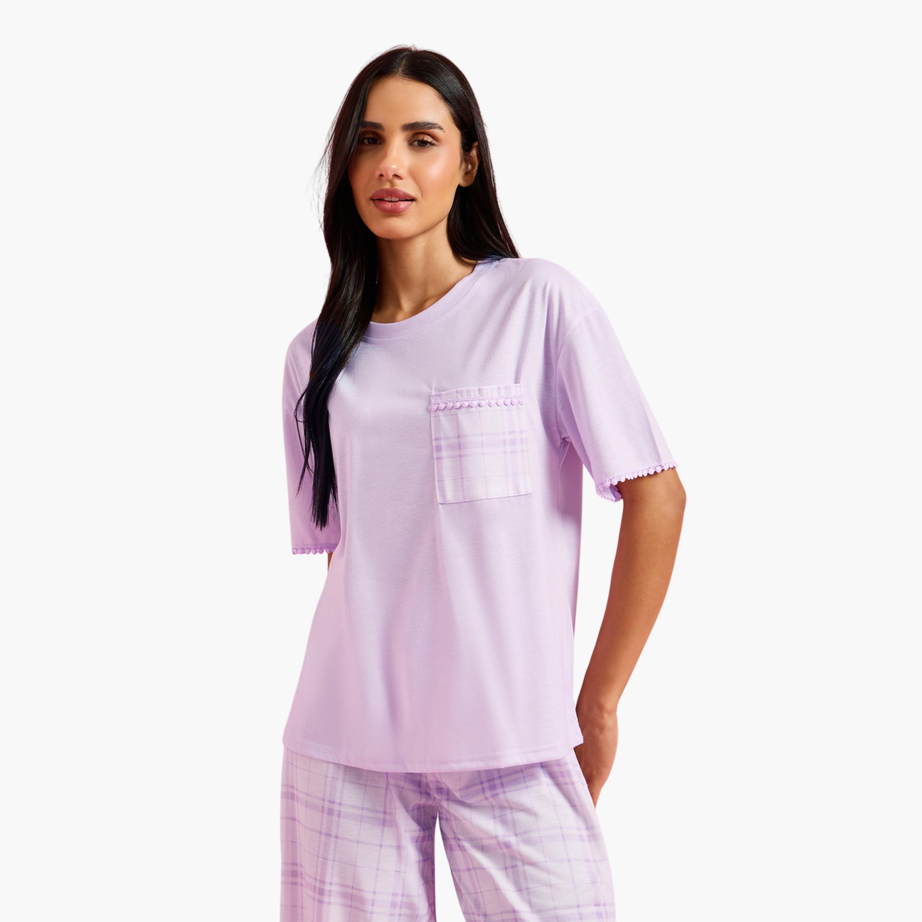 Styli Lilac Solid Pocket Detail T-Shirt and Checked Wide Leg Pants Pyjama Set-women-clothing-nightwear-pyjamas-longsets-image-2