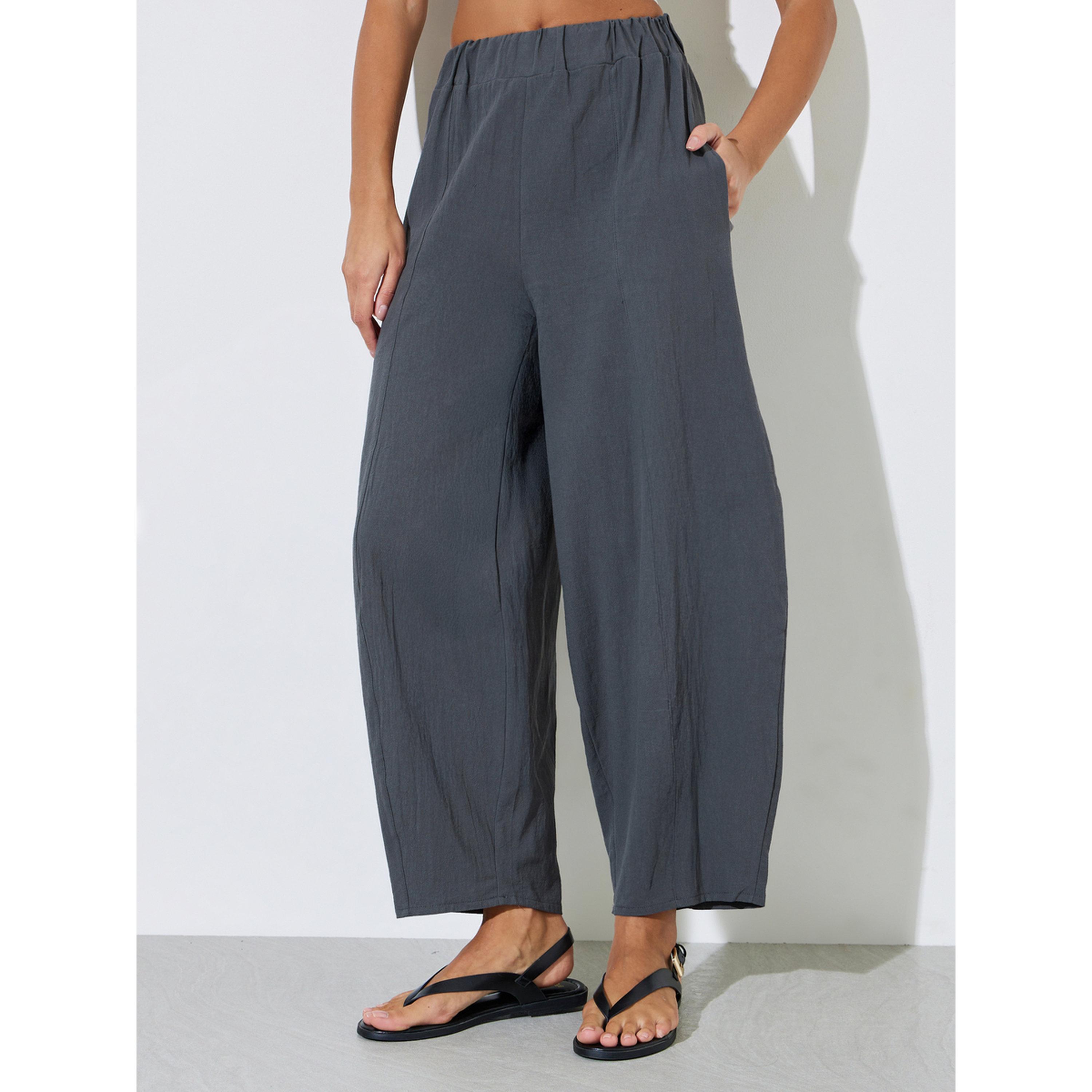 Styli Grey Textured Wide Leg Pleated Tapered Pants-women-clothing-joggers-image-1