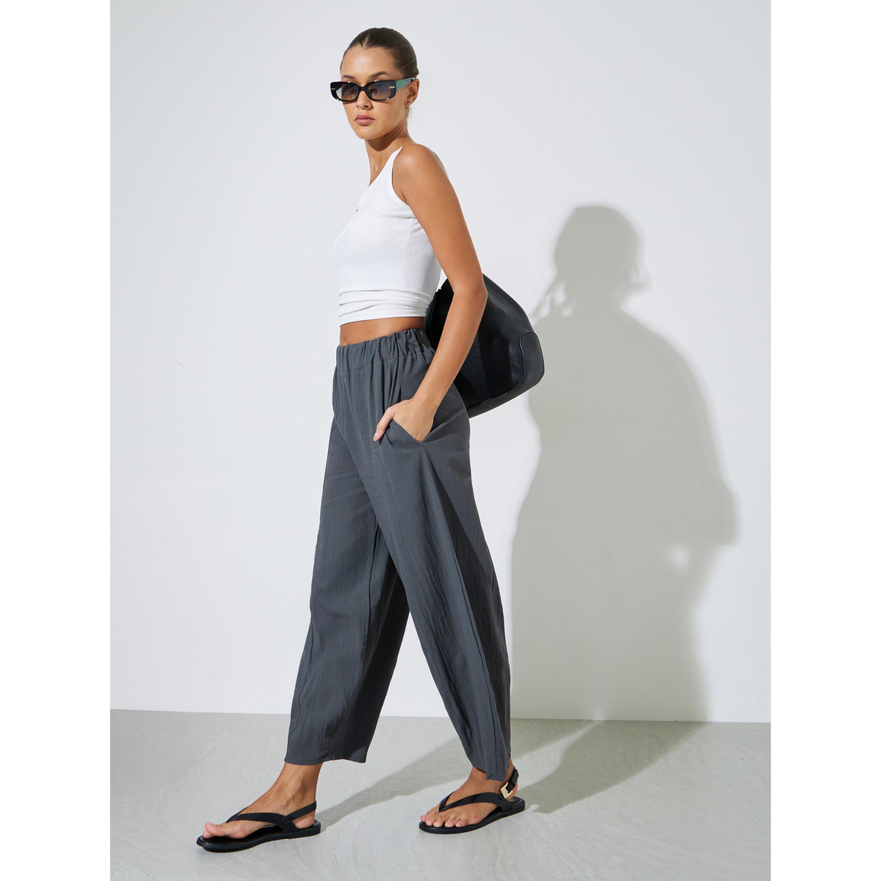 Styli Grey Textured Wide Leg Pleated Tapered Pants-women-clothing-joggers-image-2