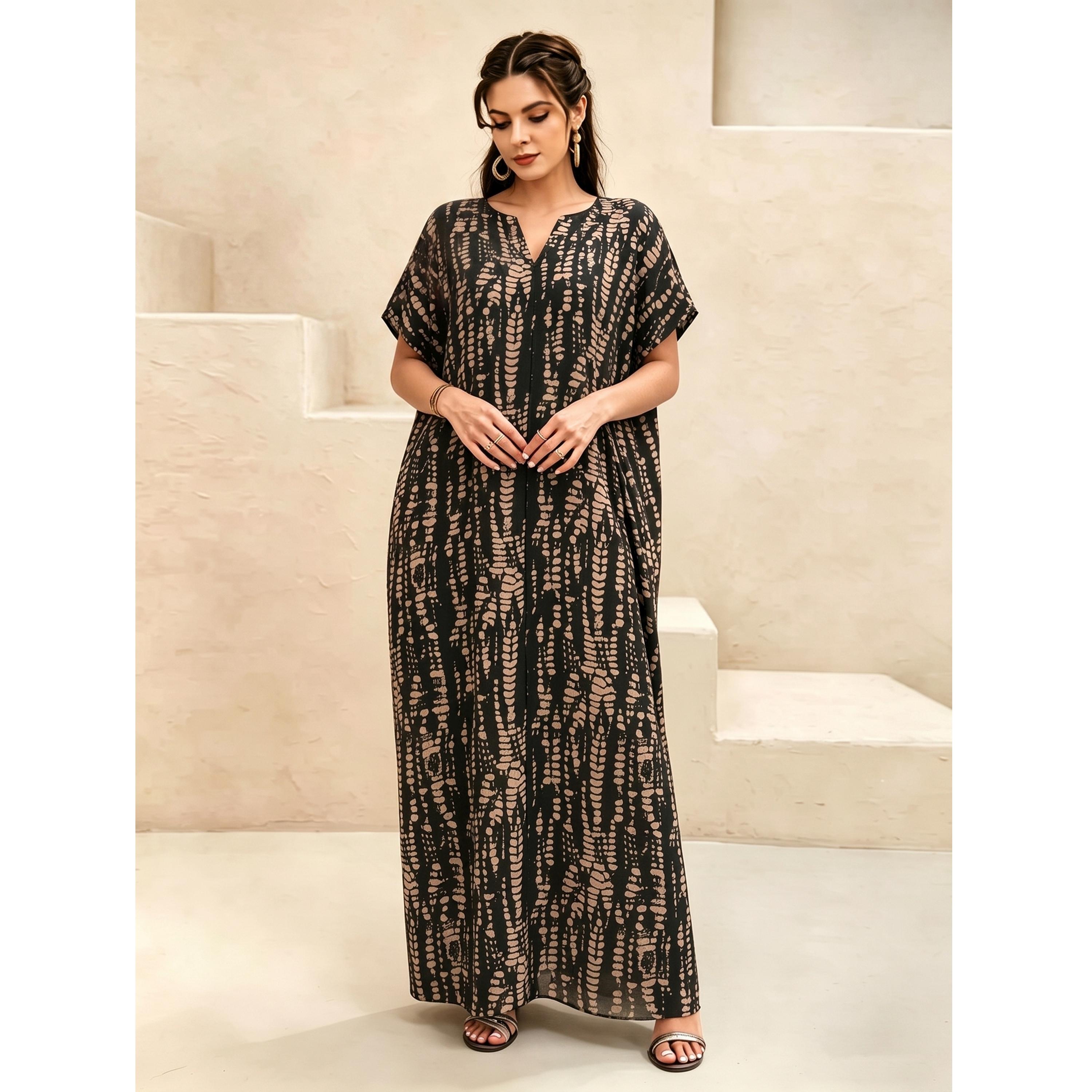 جلابية بياقة مشقوقة وطبعة شاملة-women-arabicclothing-jalabiyas-image-1