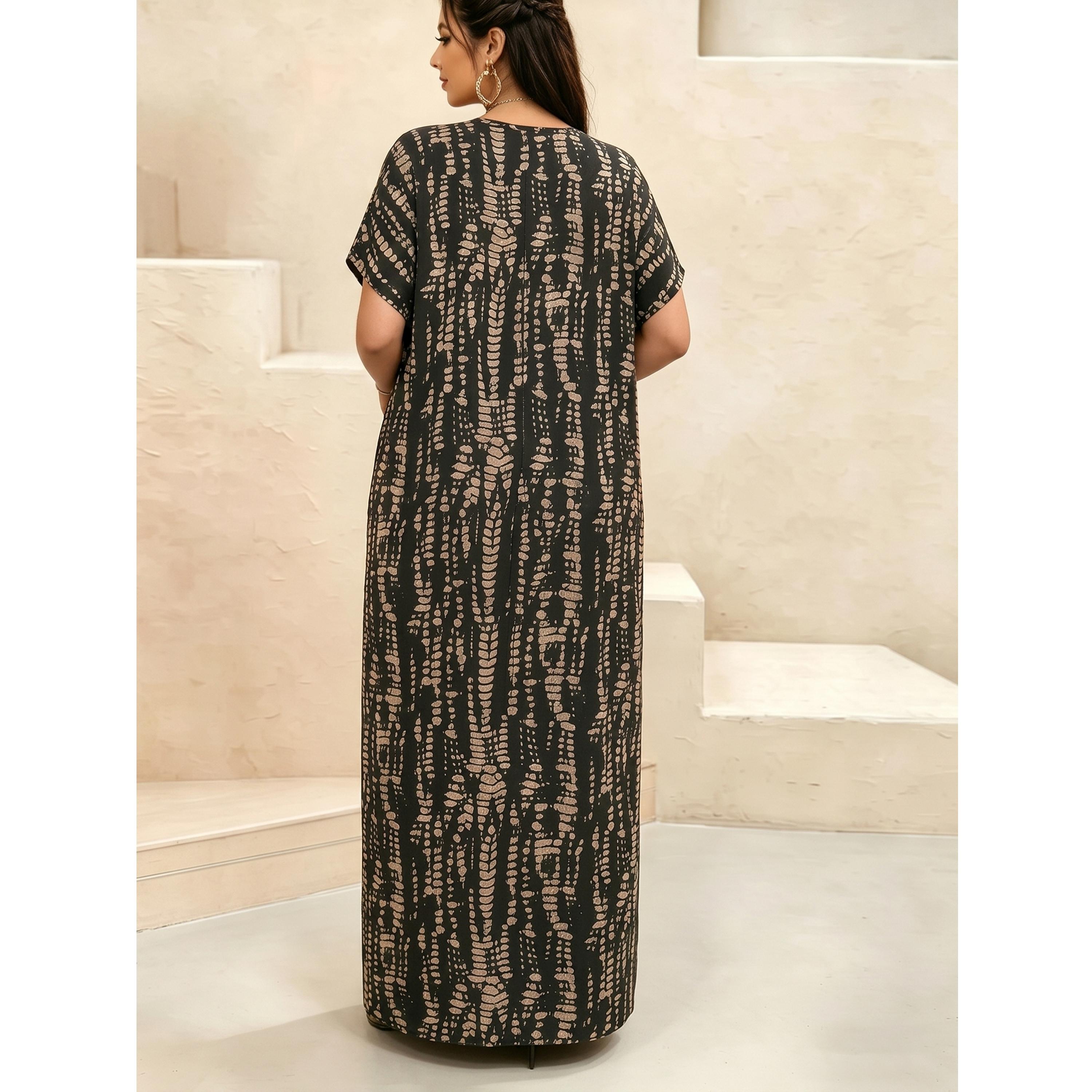 جلابية بياقة مشقوقة وطبعة شاملة-women-arabicclothing-jalabiyas-image-2