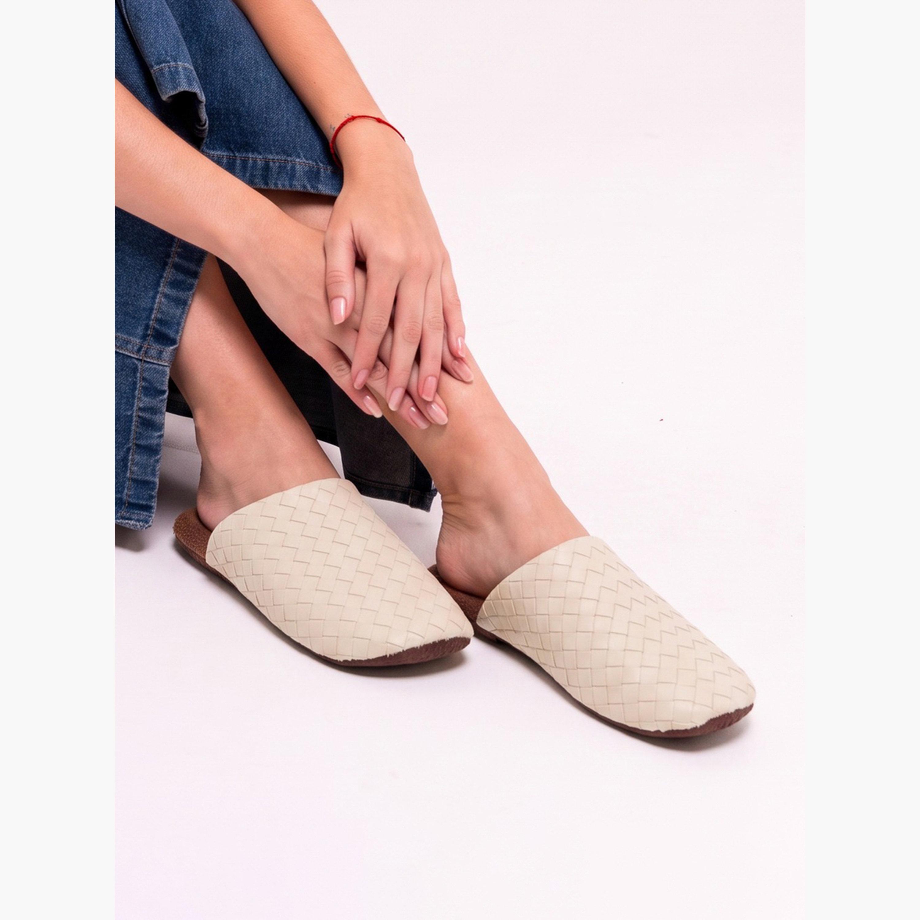 شبشب غرفة نوم محبوك-women-shoes-flats-mules-image-2