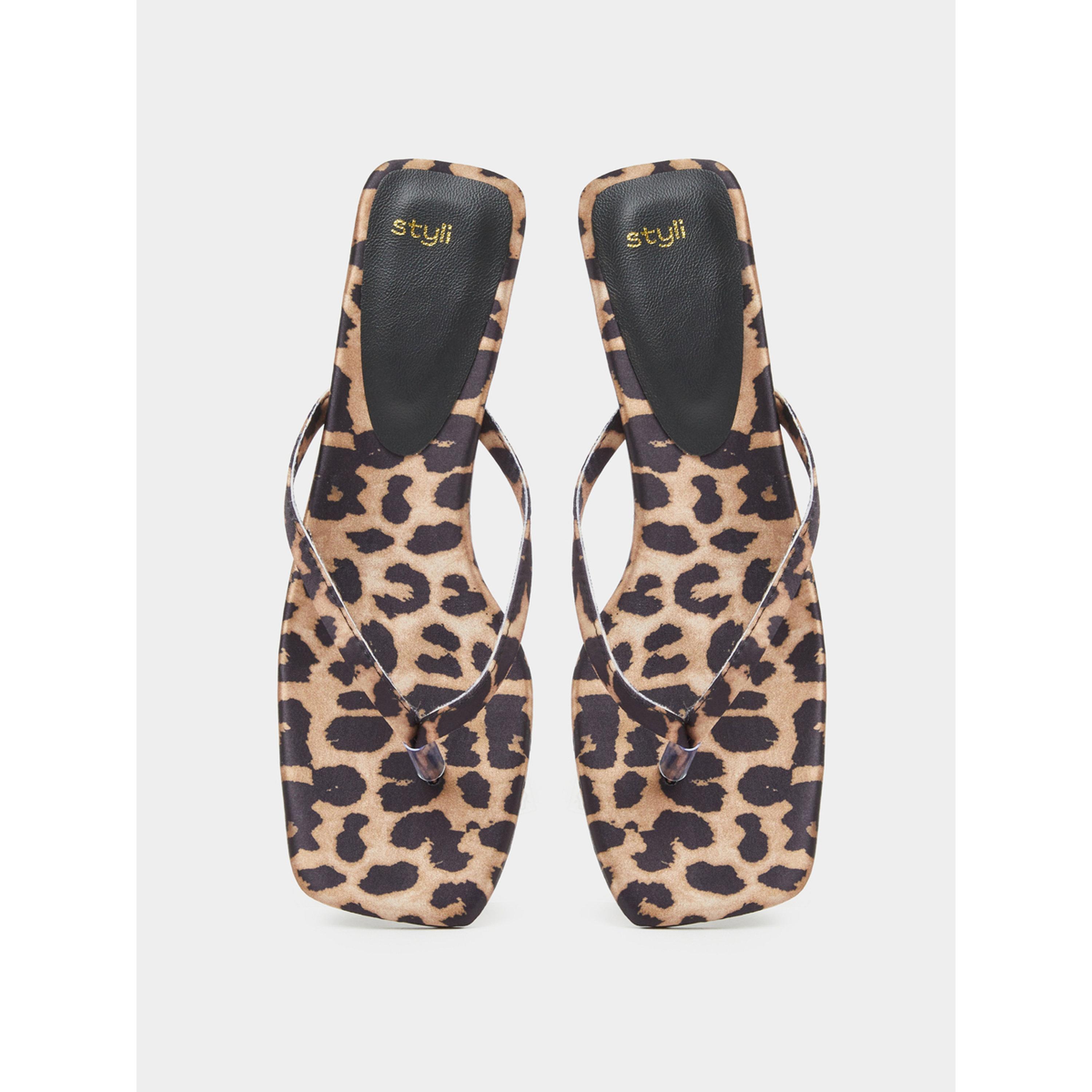 صندل ثونغ بكعب صغير وطبعة نمر-women-shoes-sandals-heeled-image-4