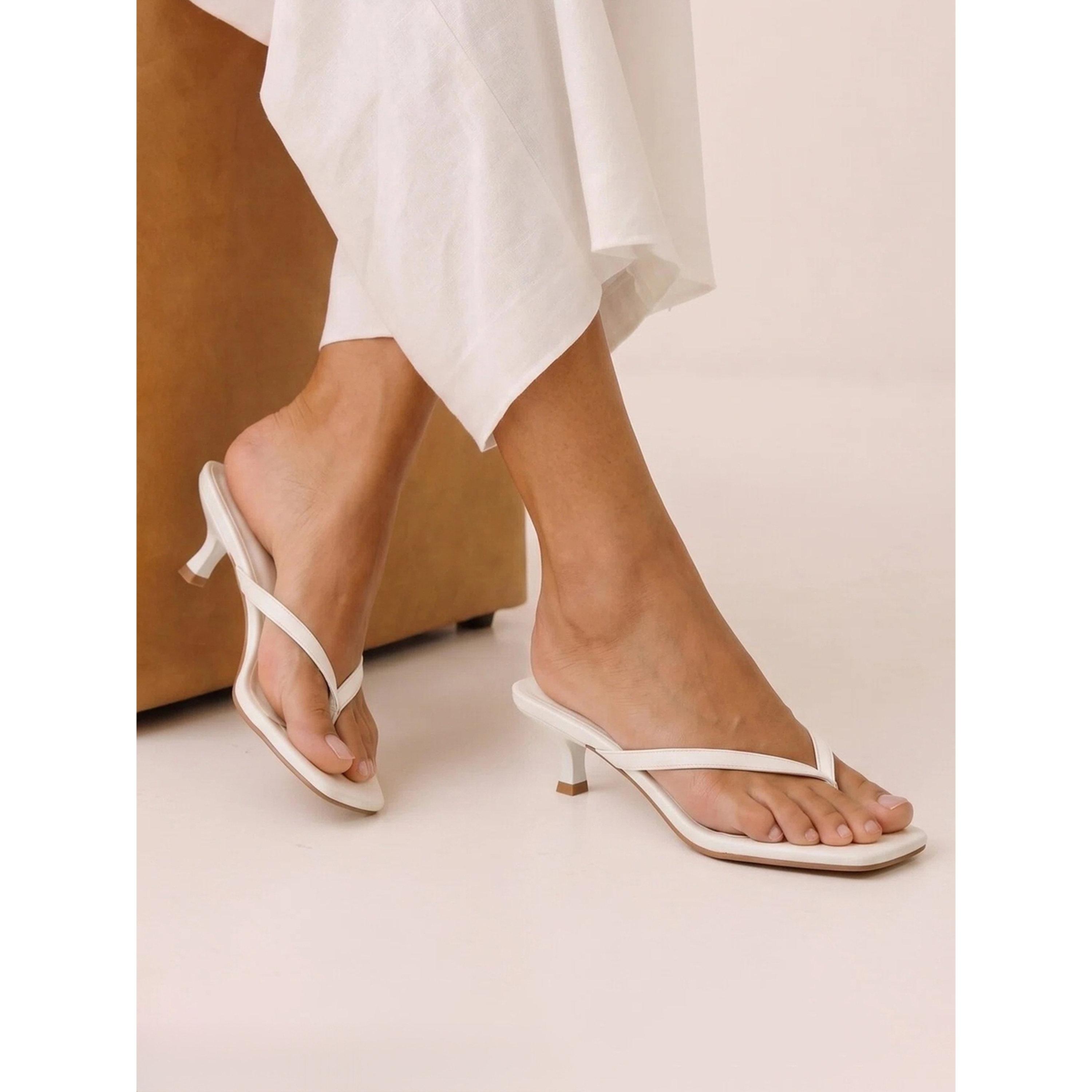 Styli White Kitten Heel Thong Sandals-women-shoes-sandals-heeled-image-2