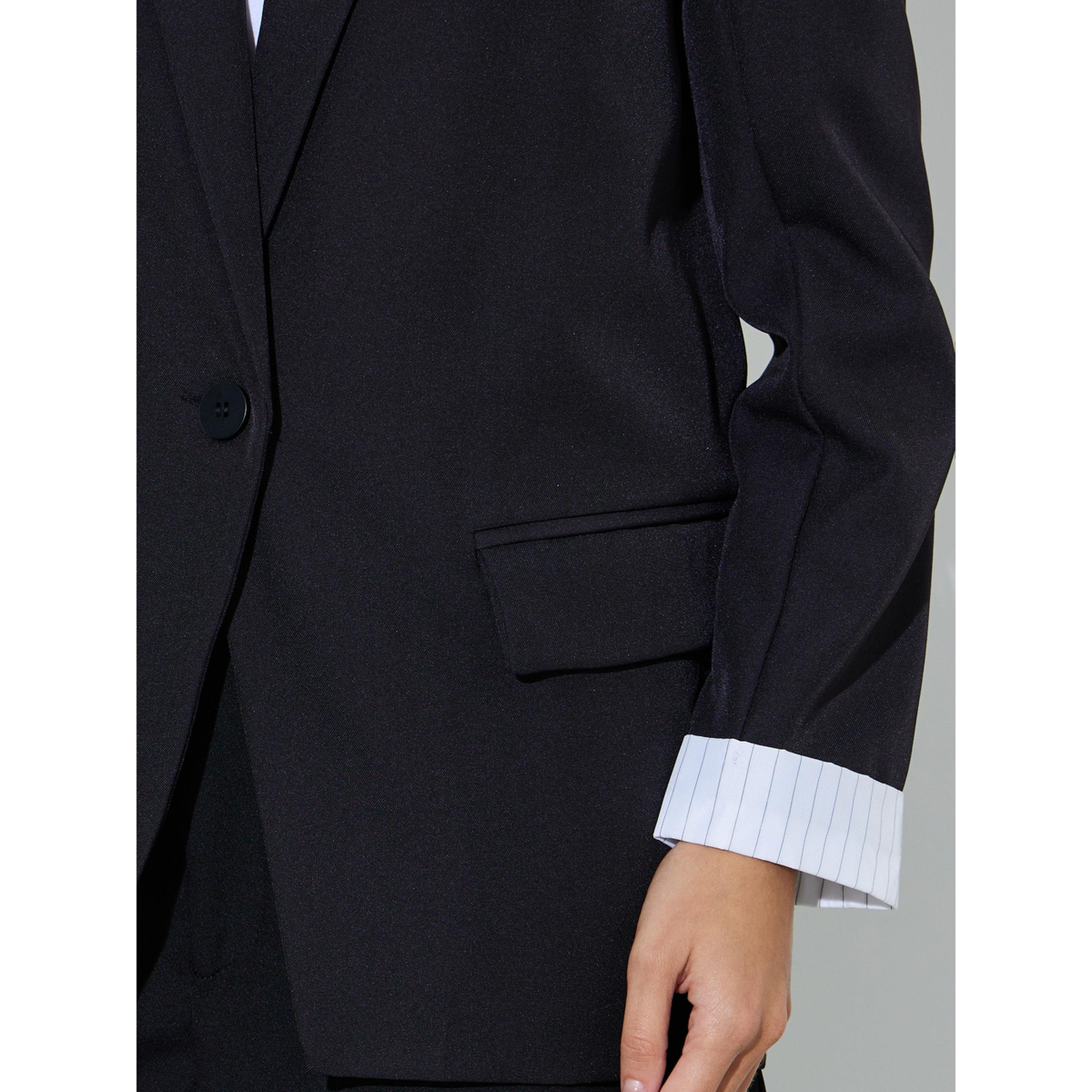 بليزر بقصة منتظمة صف أزرار واحد بتفاصيل جيوب أسود سادة-women-clothing-coatsandjackets-blazers-image-6