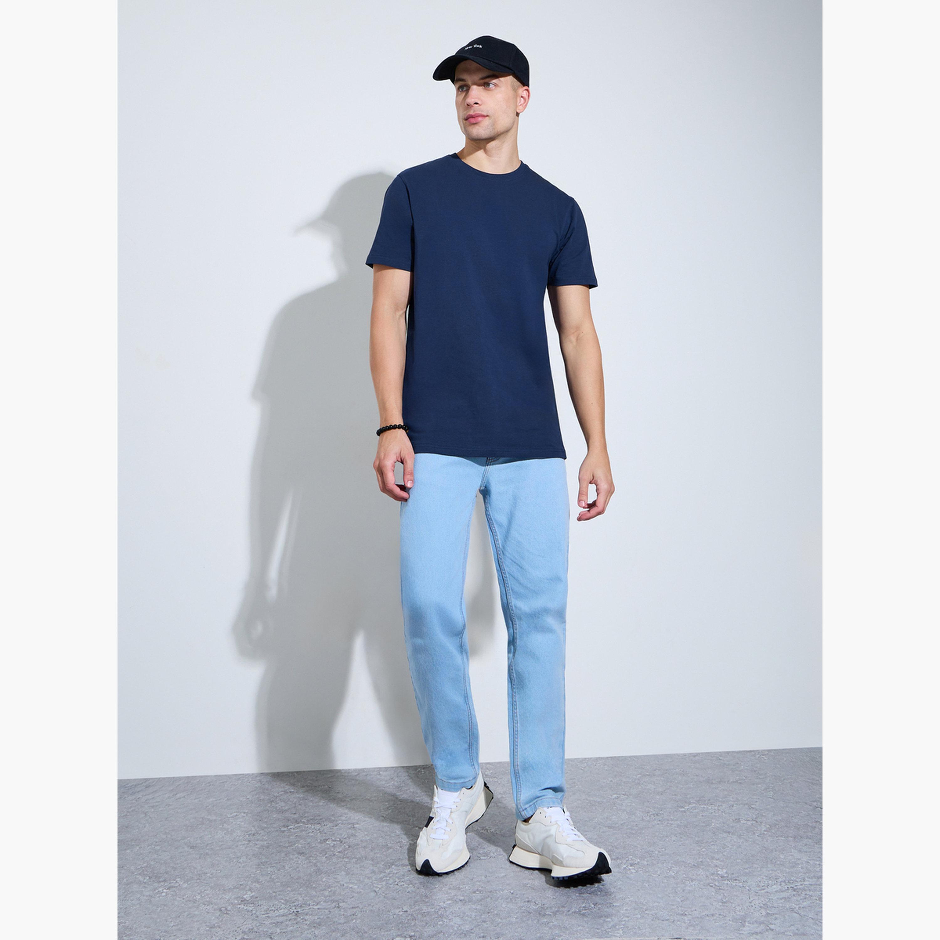تيشيرت بقصة عادية وياقة دائرية للرجال-men-clothing-tshirtsandpolos-tshirts-image-2
