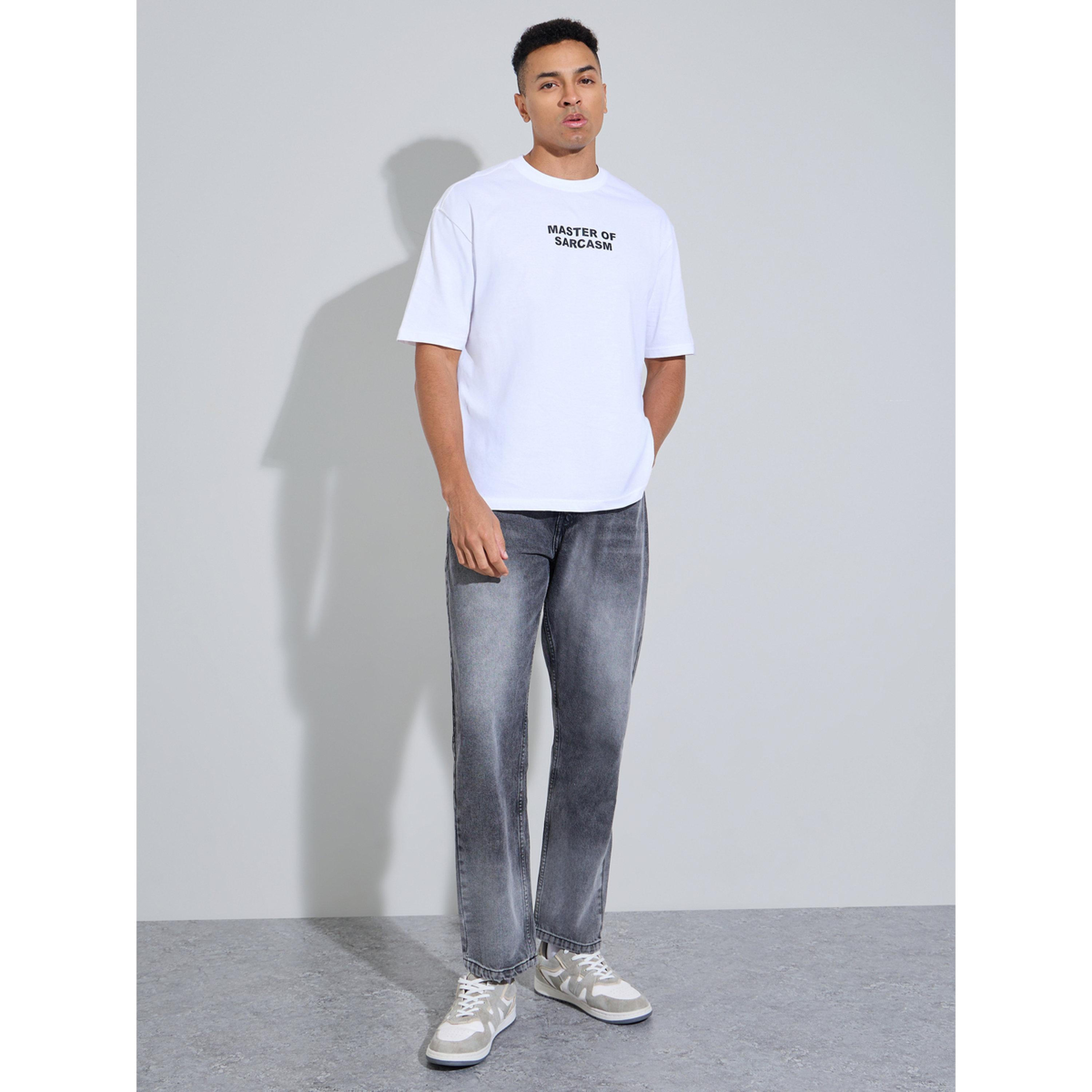تيشيرت واسع بأكمام قصيرة وطبعة شعار باللون الأبيض-men-clothing-tshirtsandpolos-tshirts-image-2