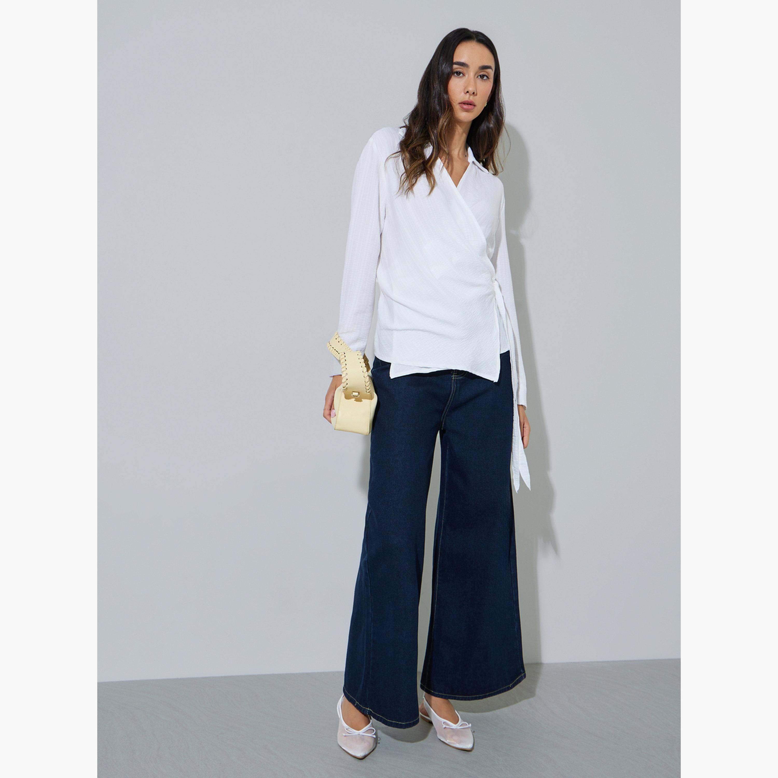 بلوزة بقصة ملفوفة وأكمام طويلة وتفاصيل بارزة الملمس-women-clothing-shirtsandblouses-blouses-image-2