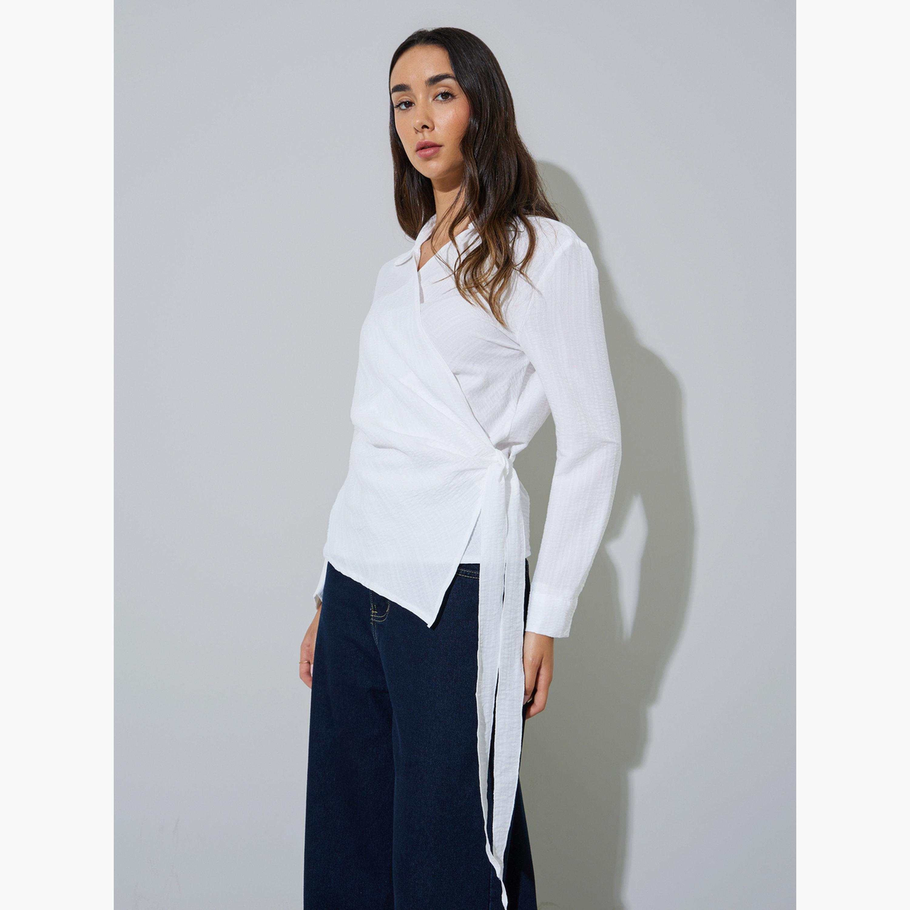 بلوزة بقصة ملفوفة وأكمام طويلة وتفاصيل بارزة الملمس-women-clothing-shirtsandblouses-blouses-image-3